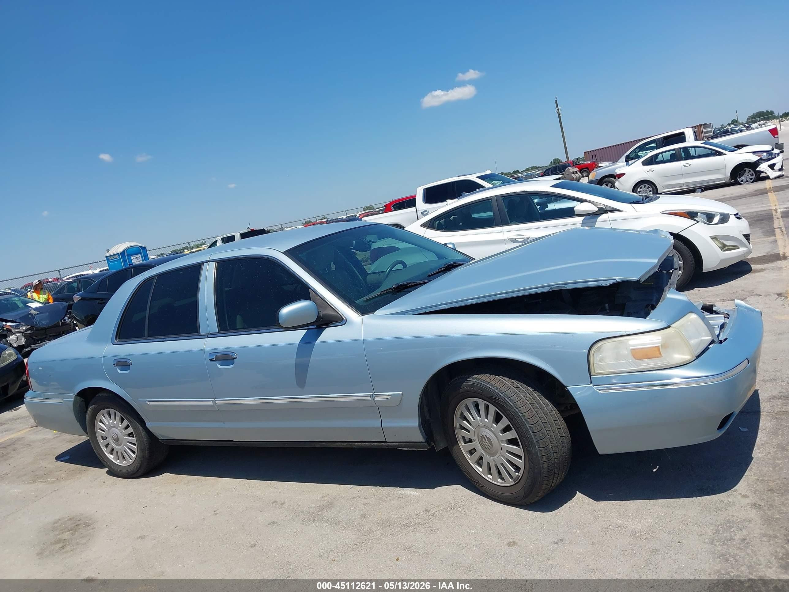 2008 Mercury Grand Marquis Ls Light Blue vin: 2MEFM75V28X600204