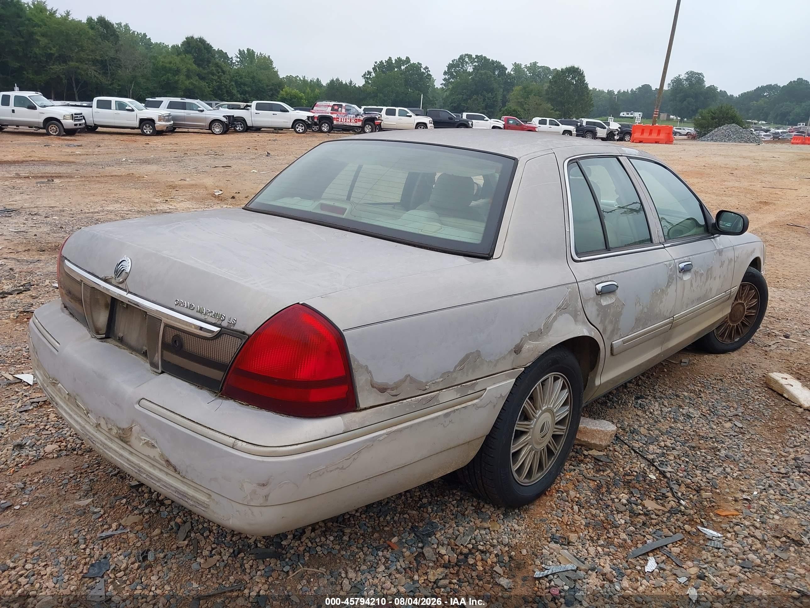 2008 Mercury Grand Marquis Ls Beige vin: 2MEFM75V28X662718
