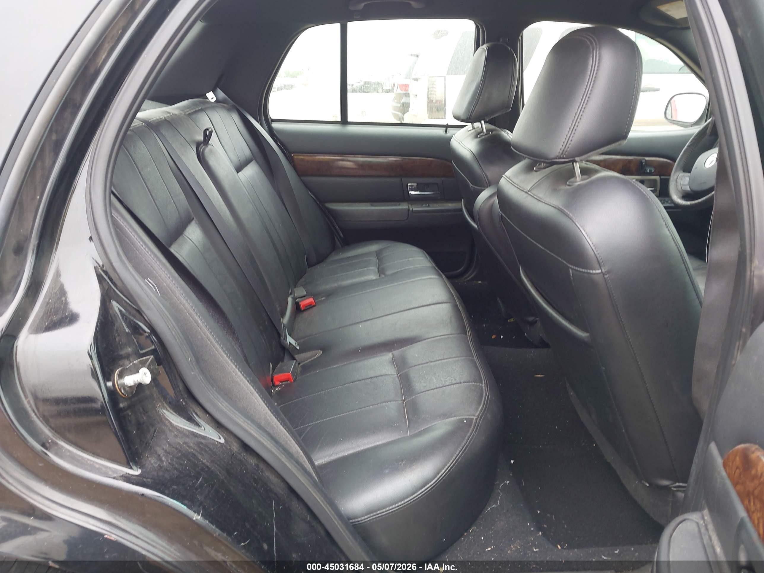 2008 Mercury Grand Marquis Ls Black vin: 2MEFM75V38X631252