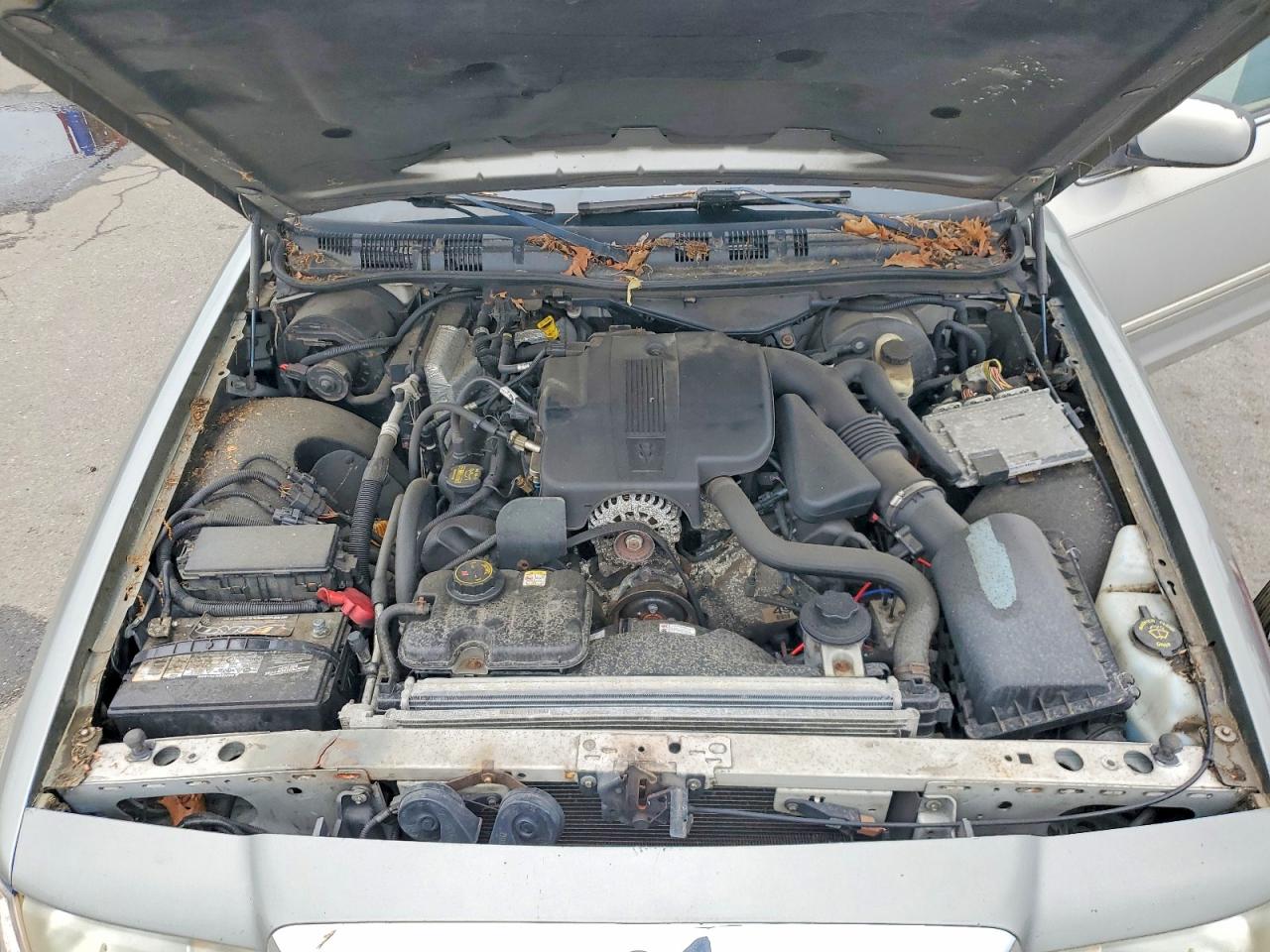 2008 Mercury Grand Marquis Ls Silver vin: 2MEFM75V38X653445