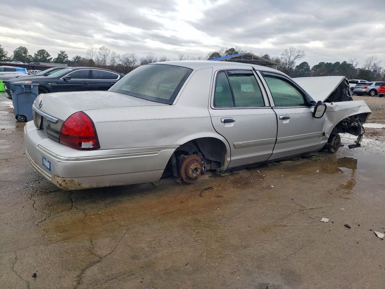 2008 Mercury Grand Marquis Ls Silver vin: 2MEFM75V38X658967