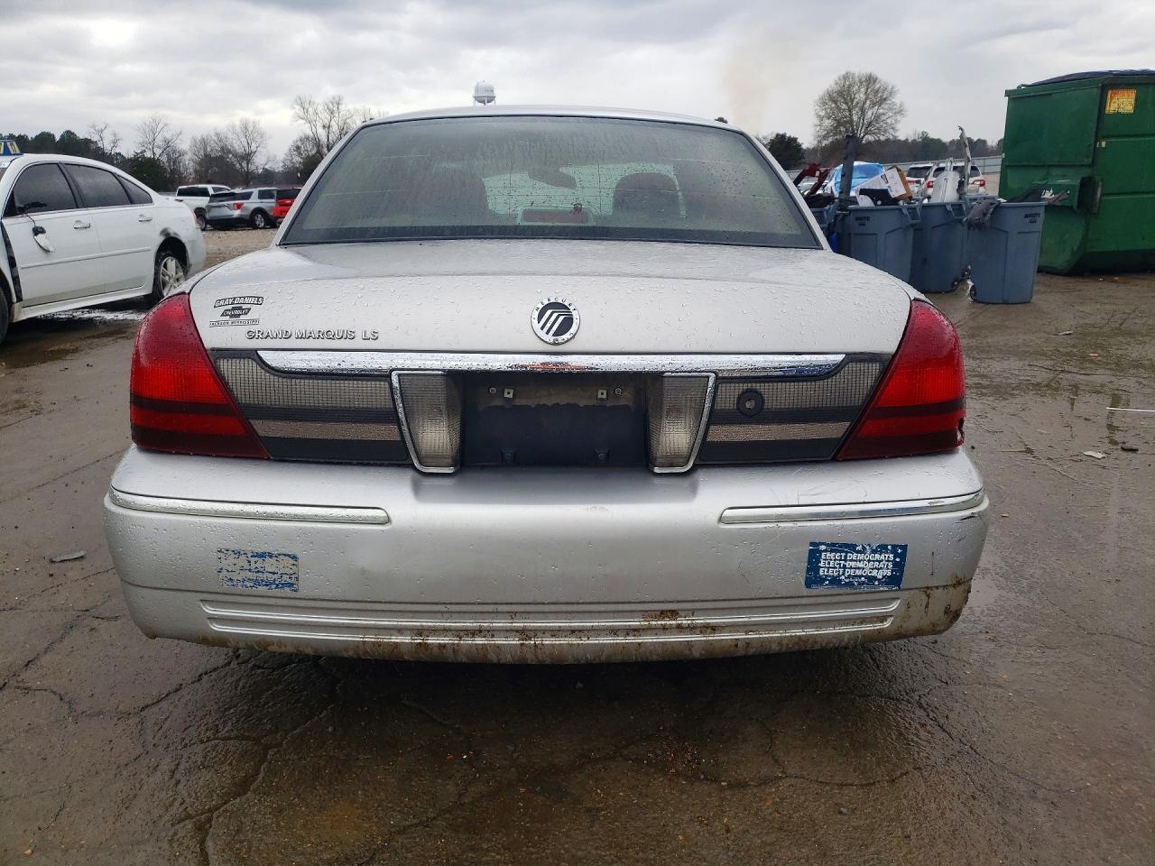 2008 Mercury Grand Marquis Ls Silver vin: 2MEFM75V38X658967