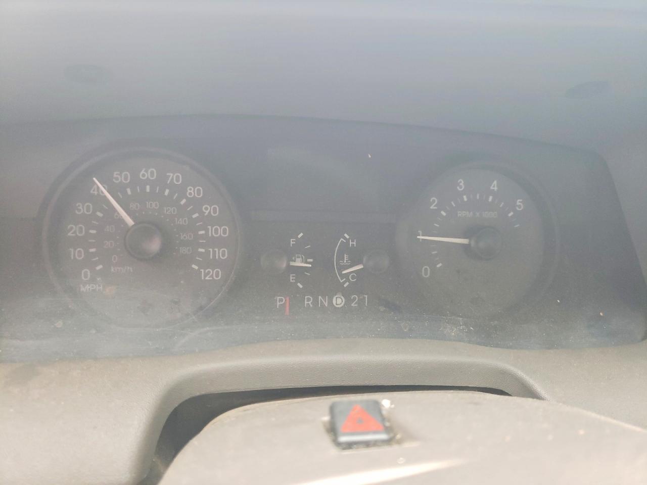 2008 Mercury Grand Marquis Ls Silver vin: 2MEFM75V38X658967