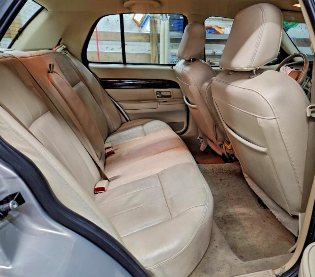 2008 Mercury Grand Marquis Ls Beige vin: 2MEFM75V38X662923