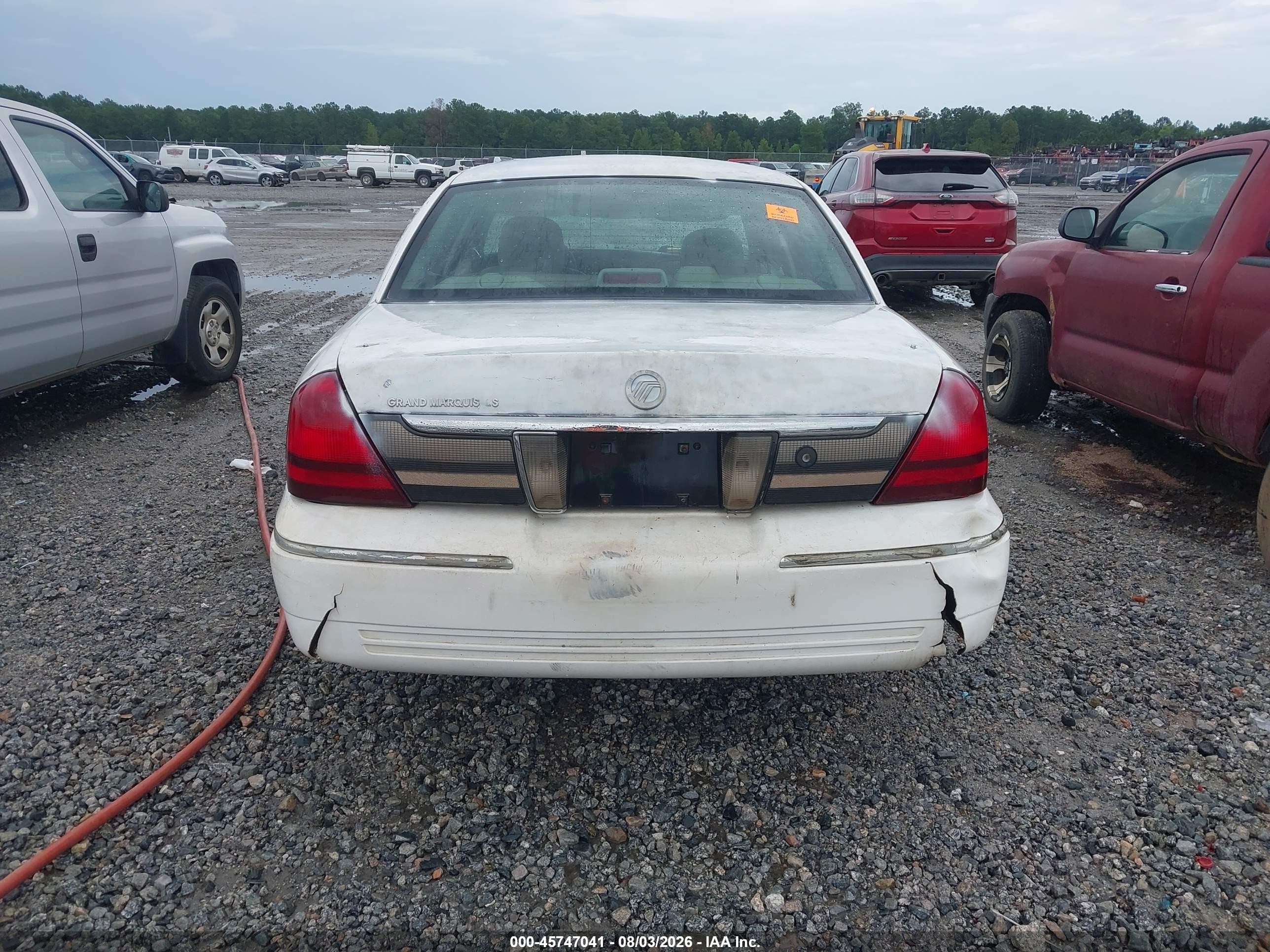 2006 Mercury Grand Marquis Ls White vin: 2MEFM75V46X629426