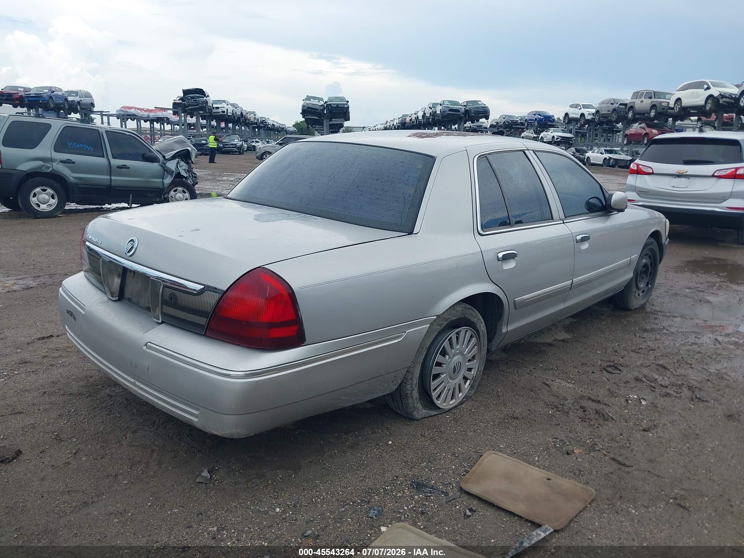 2007 Mercury Grand Marquis Ls Silver vin: 2MEFM75V47X615818