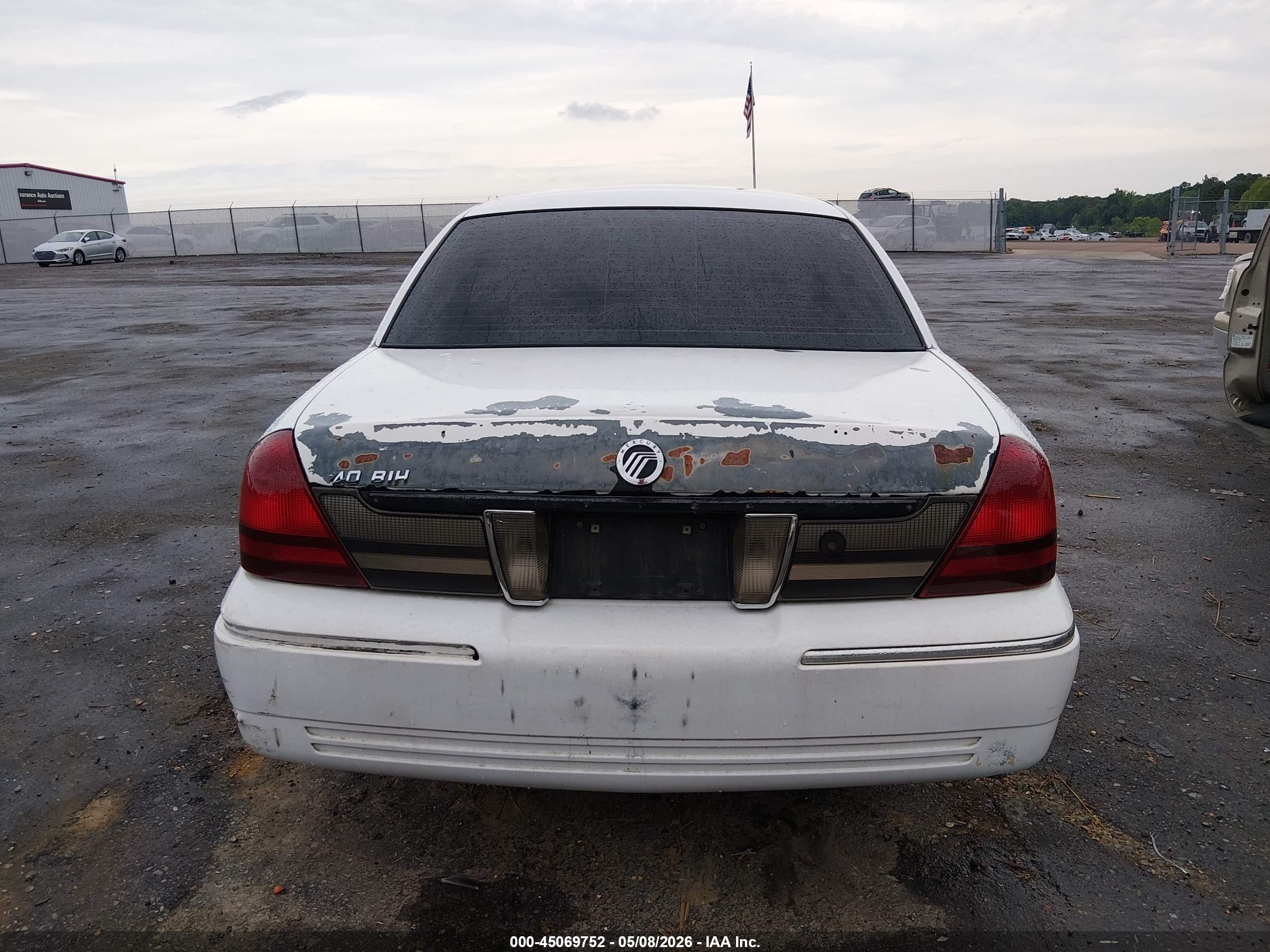 2007 Mercury Grand Marquis Ls White vin: 2MEFM75V47X643912