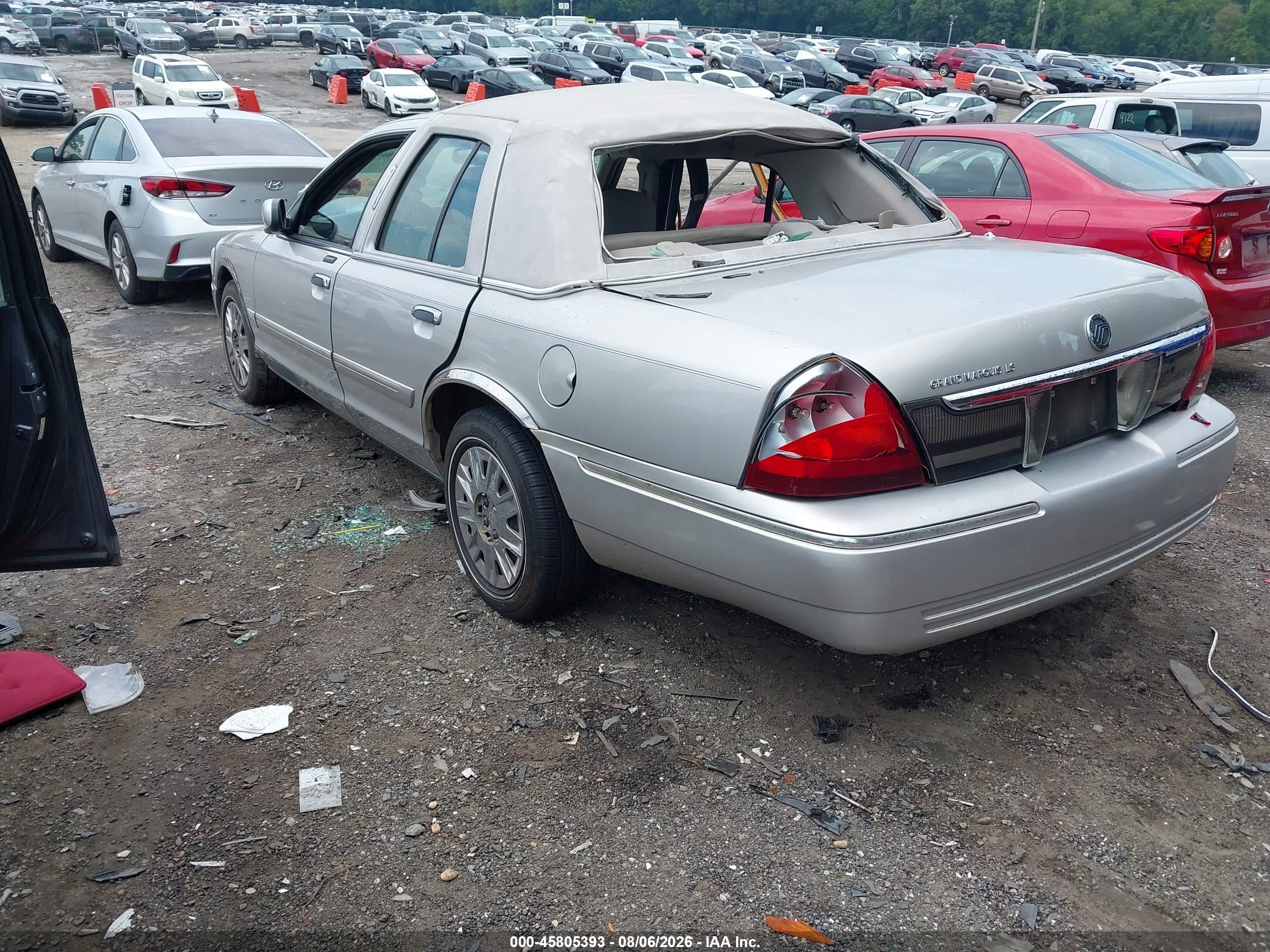 2008 Mercury Grand Marquis Ls Silver vin: 2MEFM75V58X622004