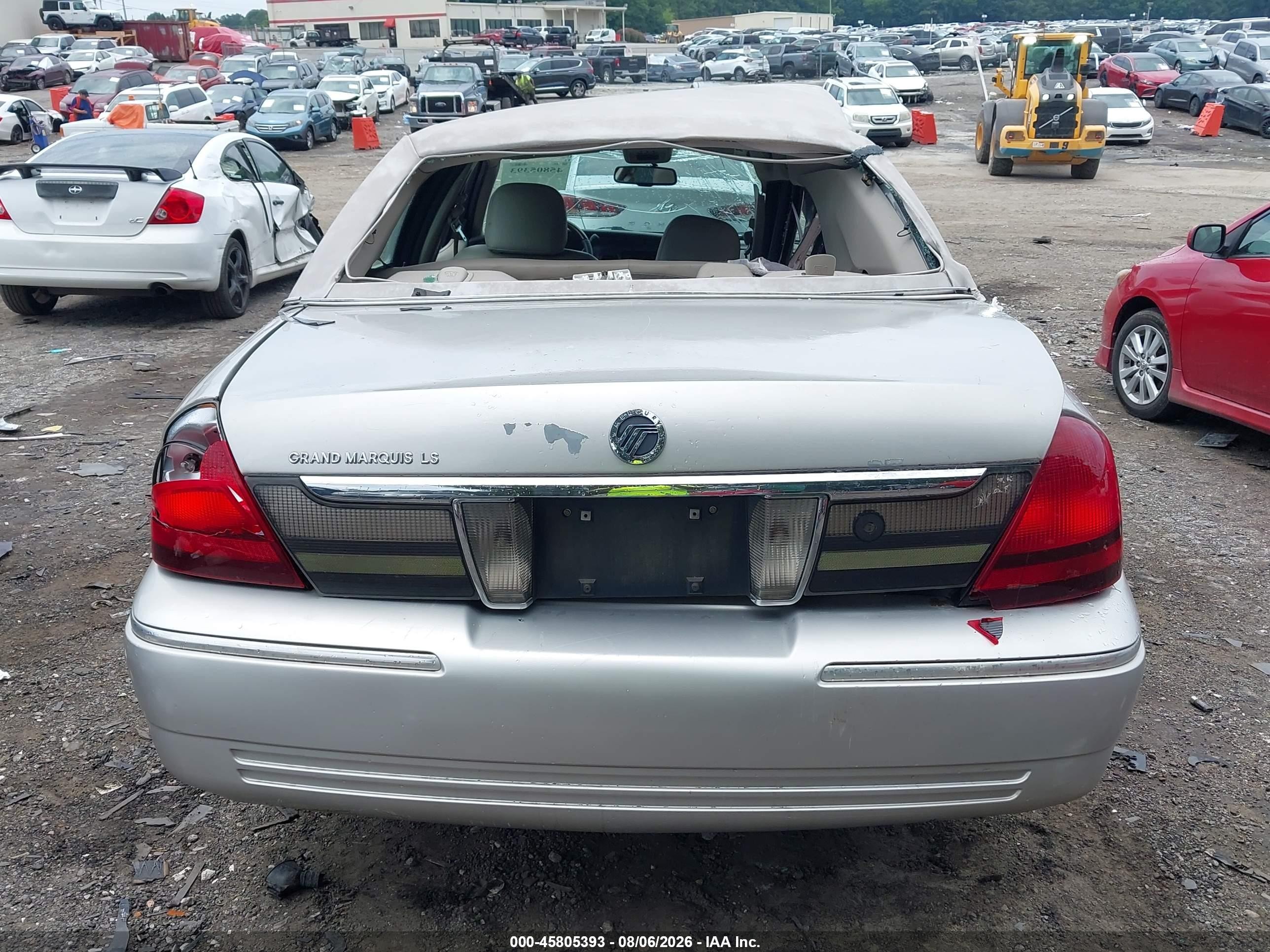 2008 Mercury Grand Marquis Ls Silver vin: 2MEFM75V58X622004