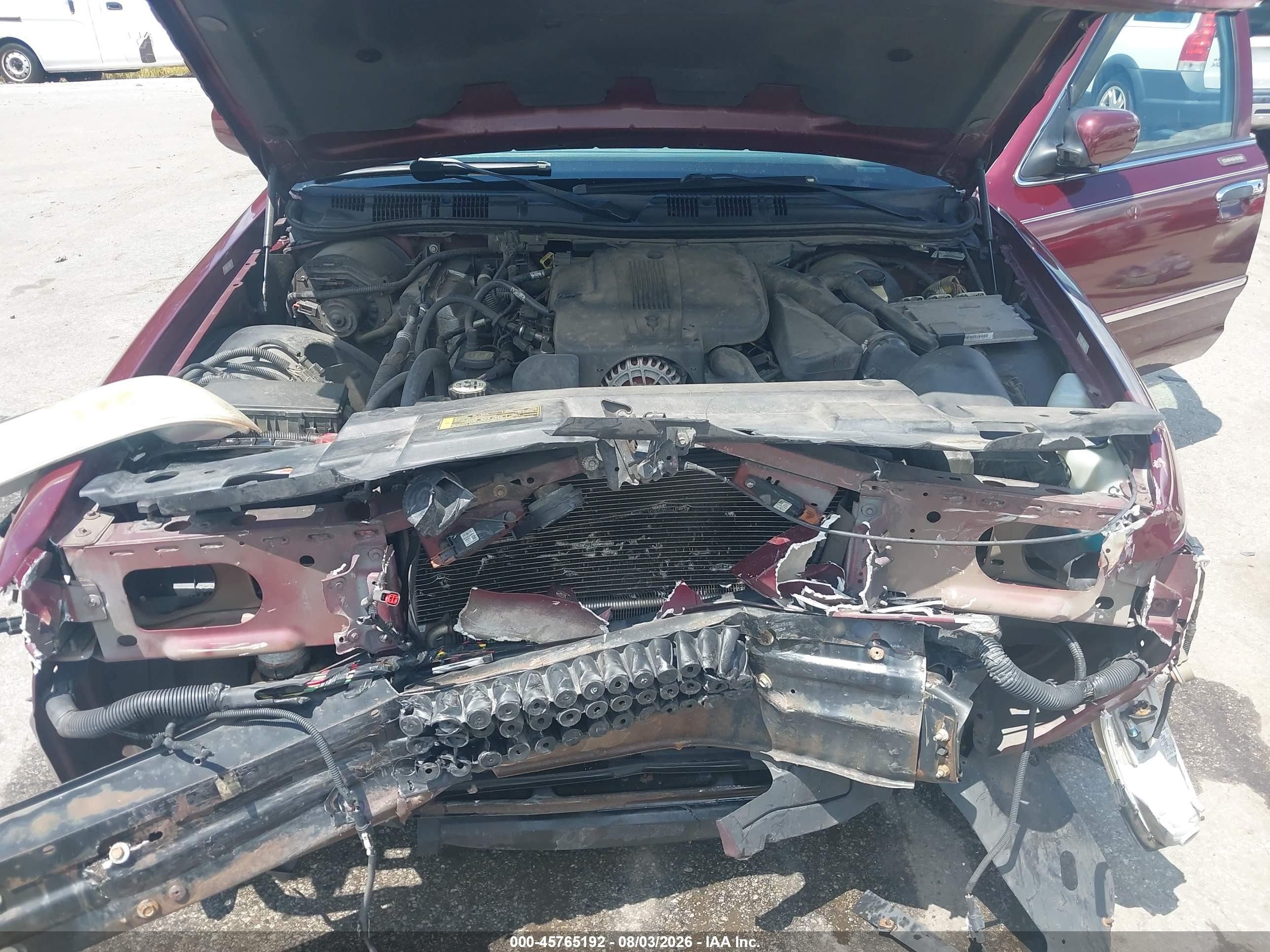 2008 Mercury Grand Marquis Ls Burgundy vin: 2MEFM75V58X637800