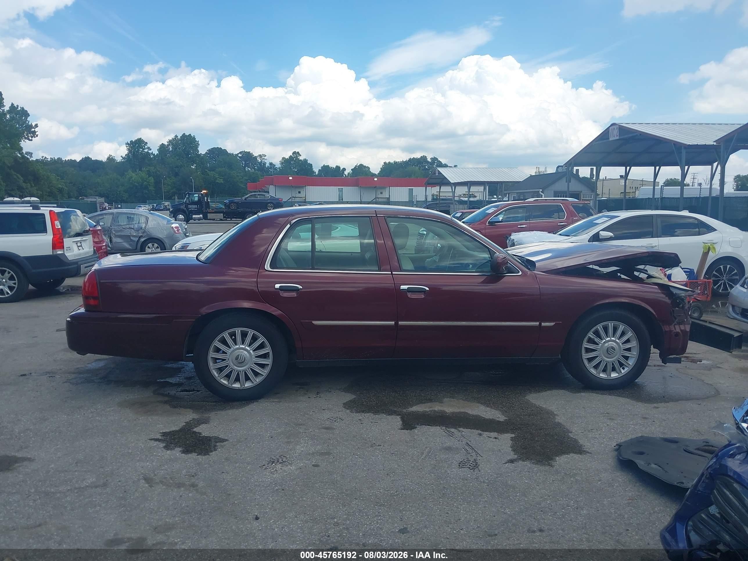 2008 Mercury Grand Marquis Ls Burgundy vin: 2MEFM75V58X637800