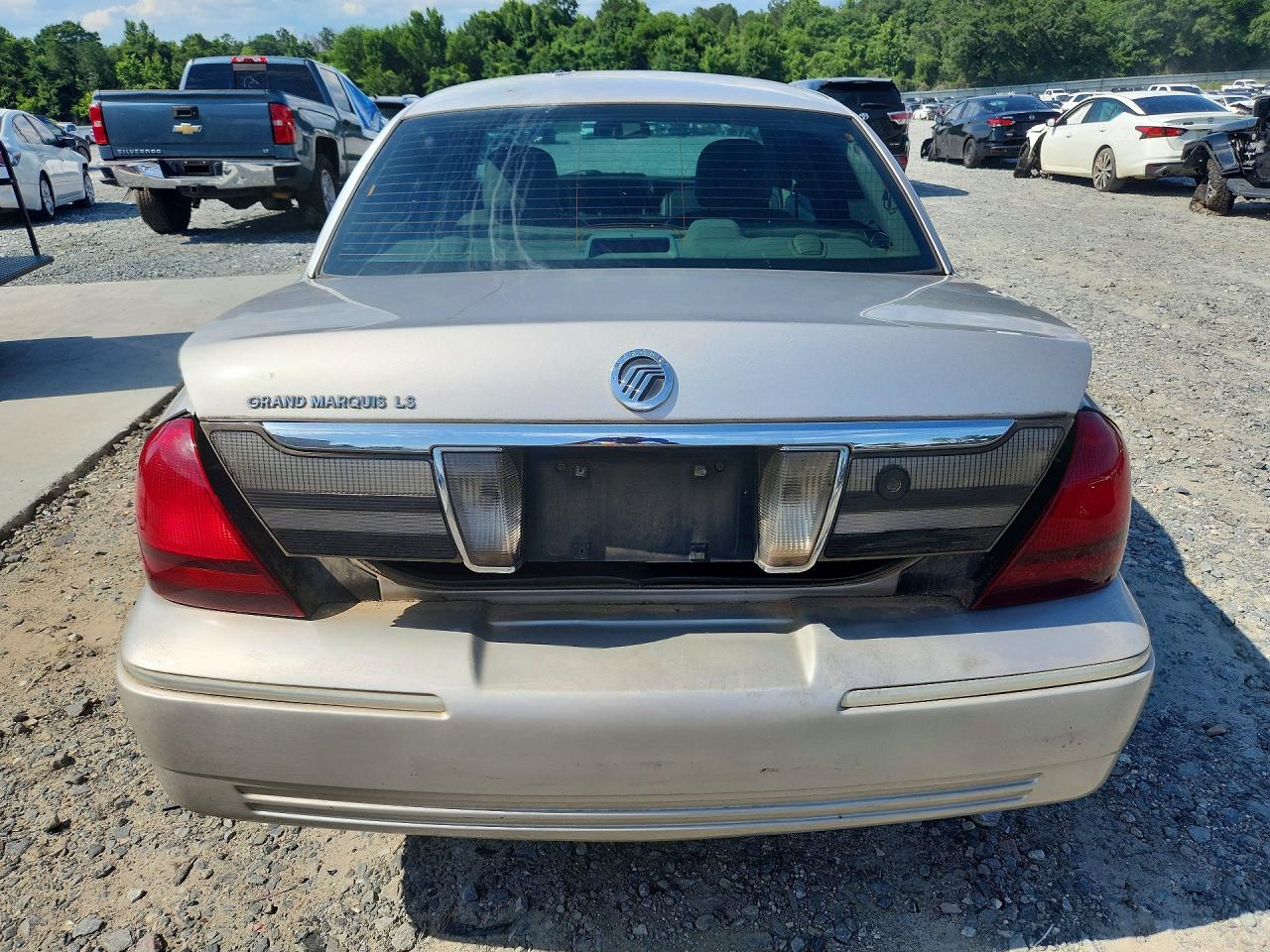 2008 Mercury Grand Marquis Ls Silver vin: 2MEFM75V58X661451