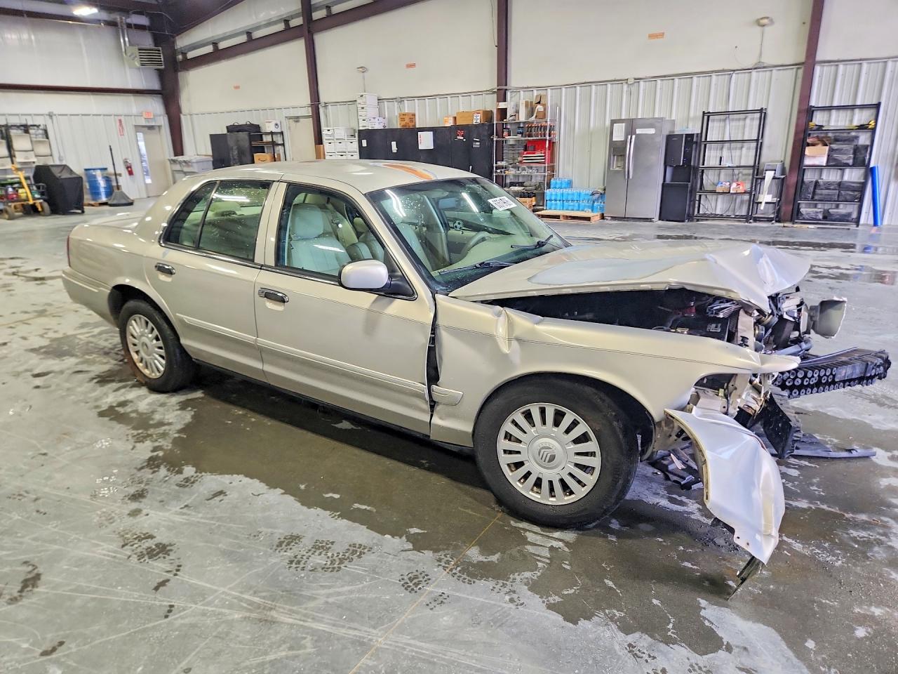 2007 Mercury Grand Marquis Ls Silver vin: 2MEFM75V67X631454