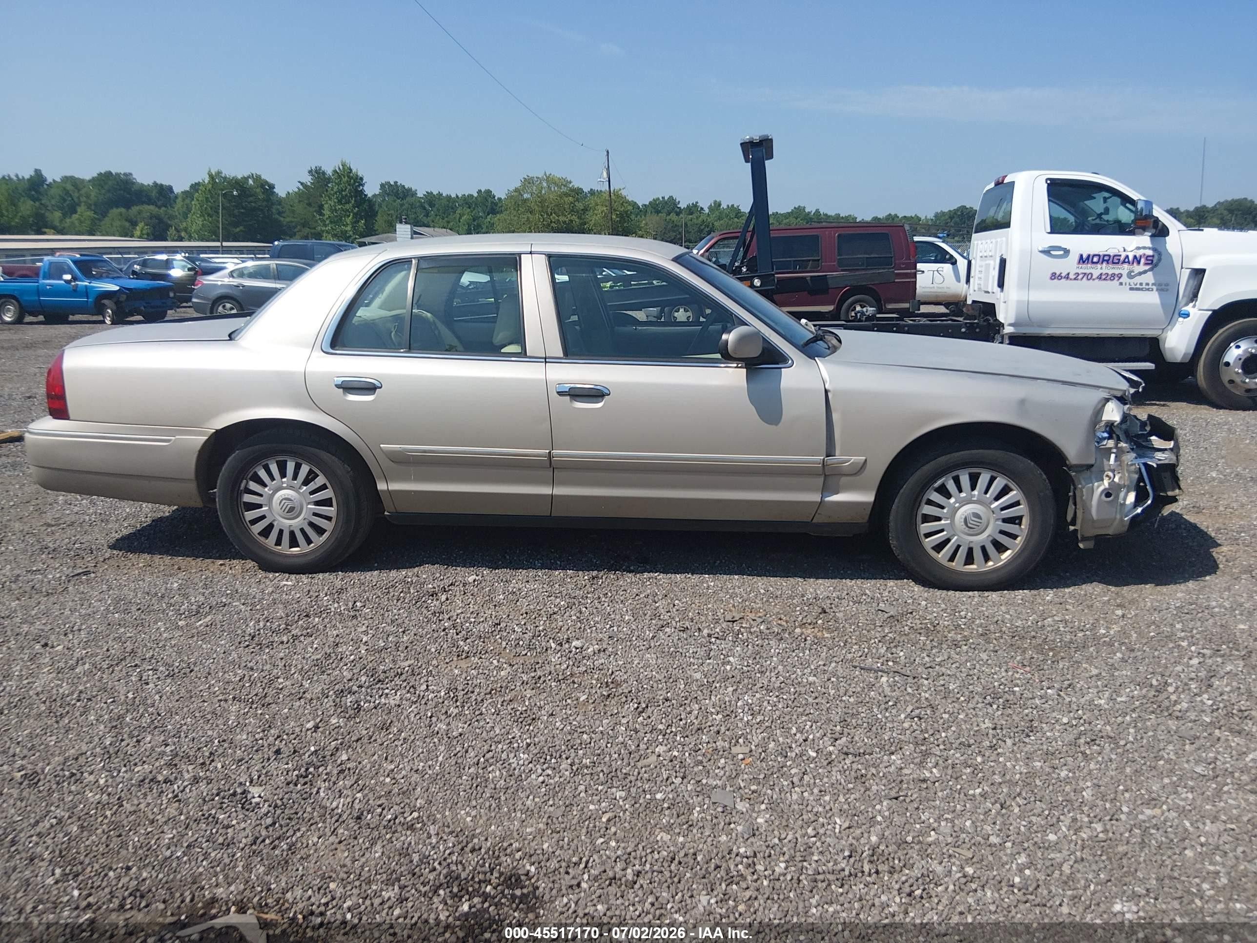 2007 Mercury Grand Marquis Ls Gold vin: 2MEFM75V87X640270
