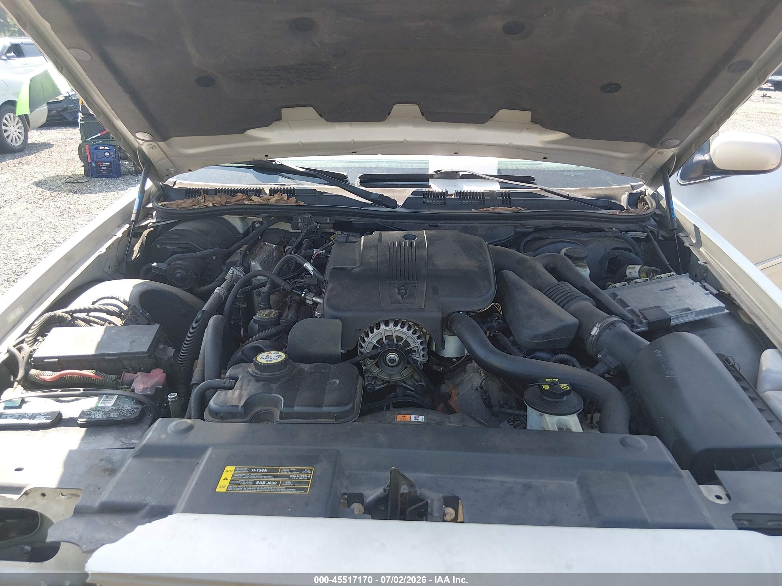 2007 Mercury Grand Marquis Ls Gold vin: 2MEFM75V87X640270