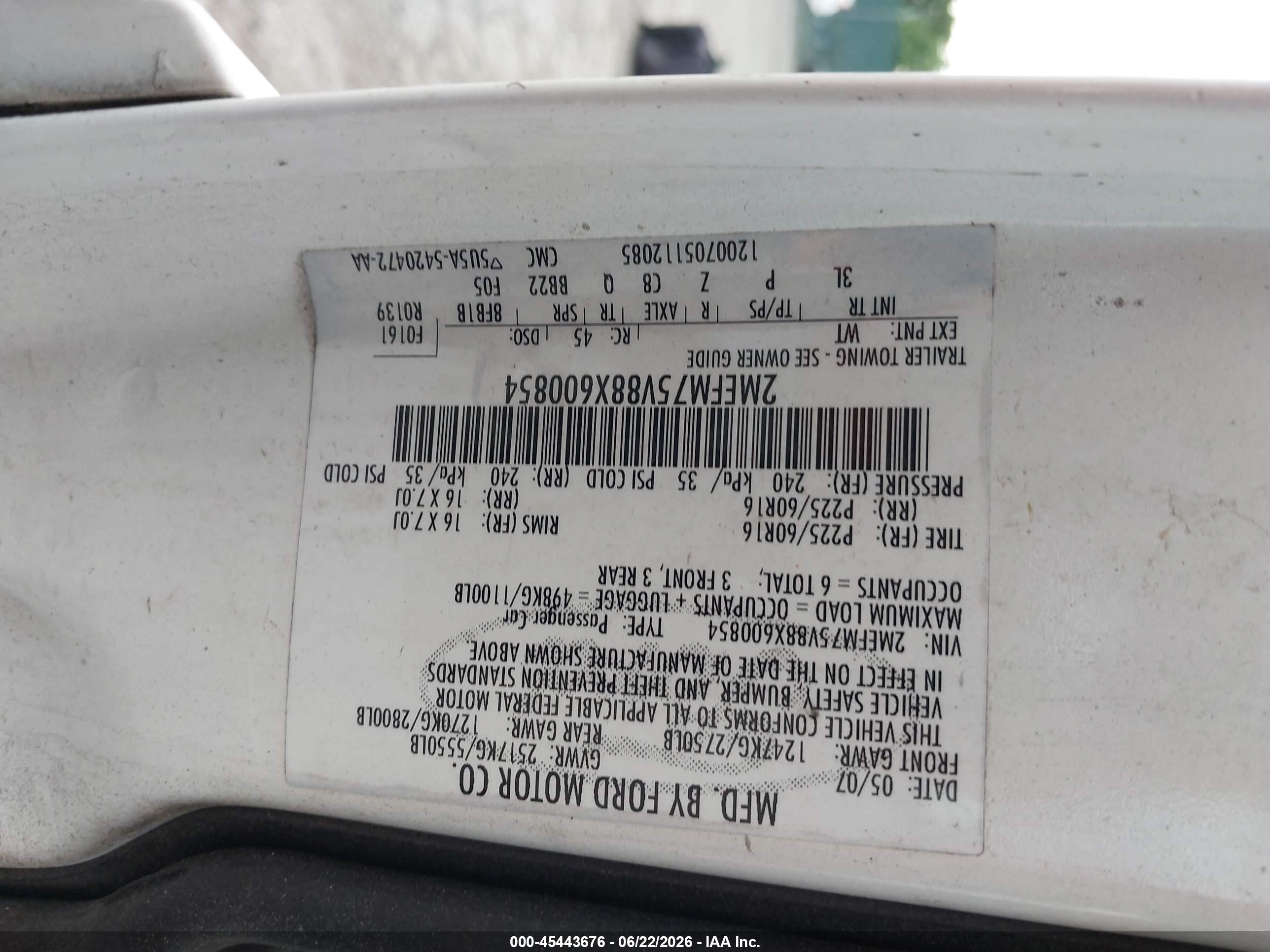 2008 Mercury Grand Marquis Ls White vin: 2MEFM75V88X600854