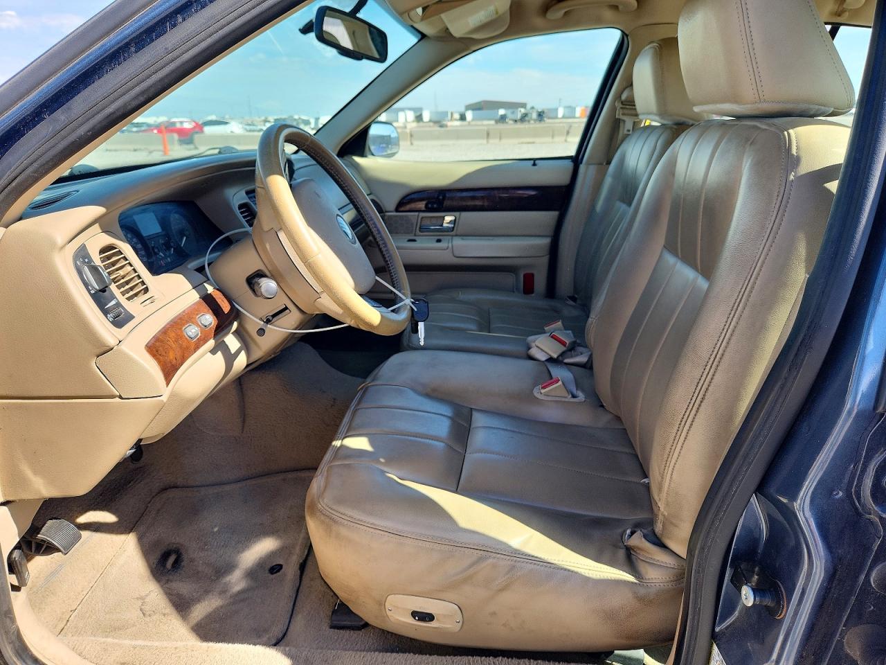 2008 Mercury Grand Marquis Ls Blue vin: 2MEFM75V88X622644