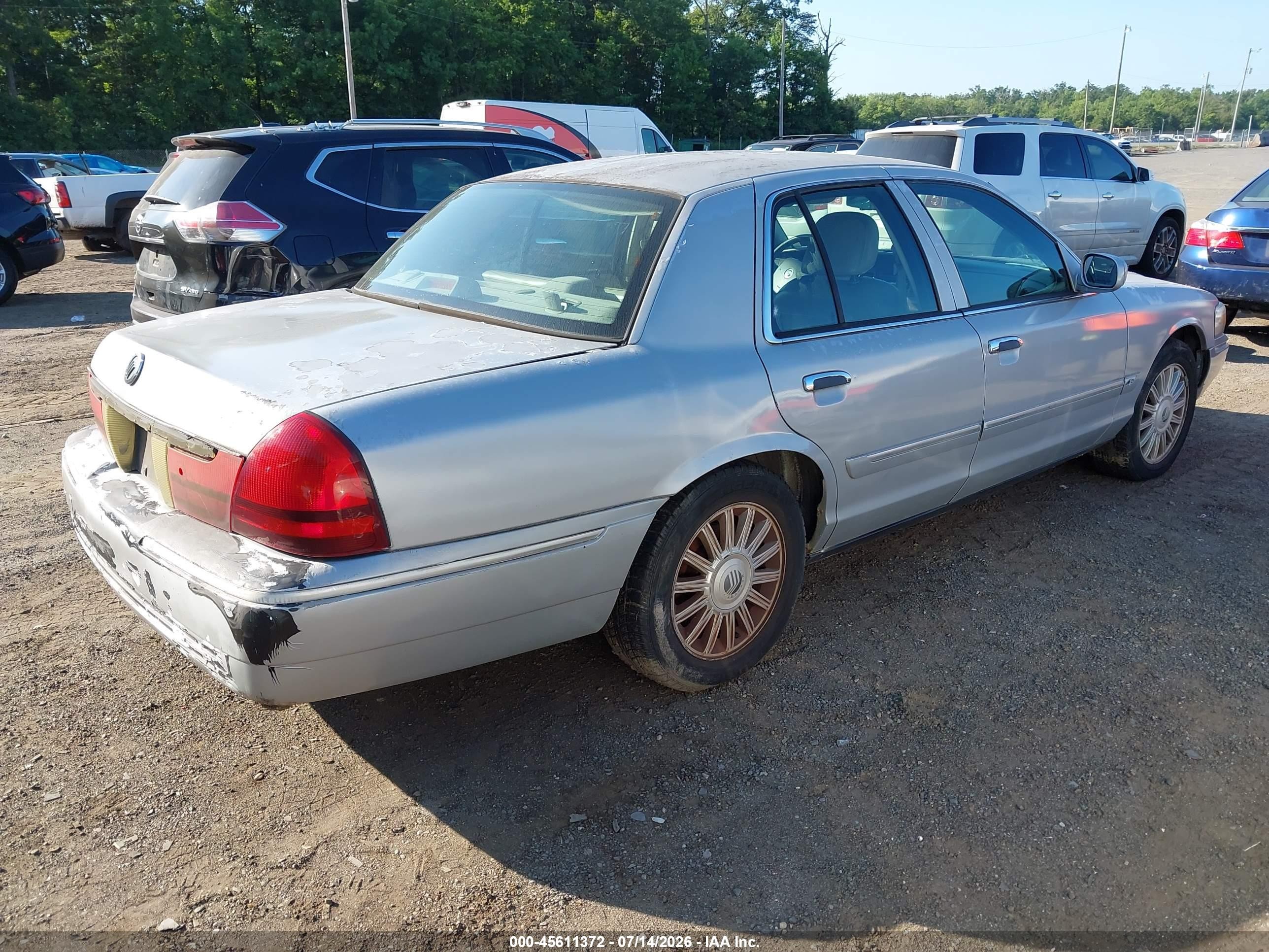 2008 Mercury Grand Marquis Ls Silver vin: 2MEFM75V88X662187