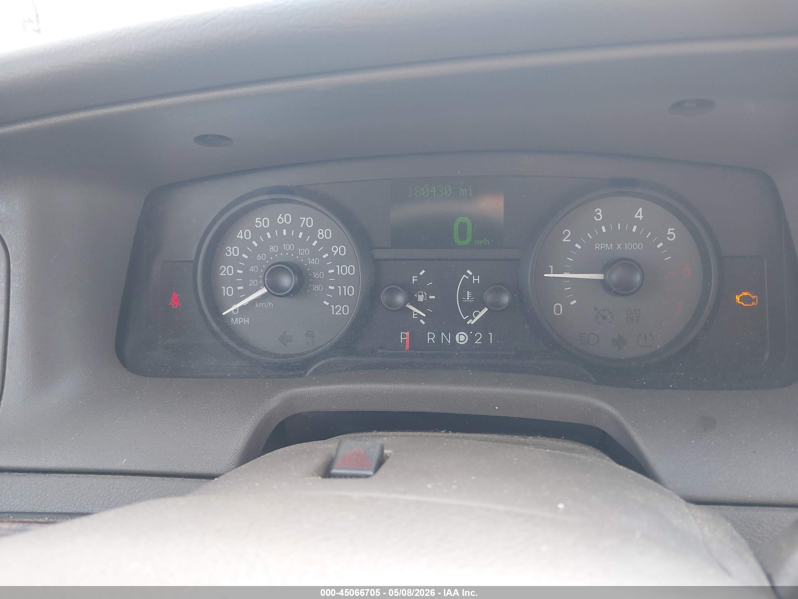 2008 Mercury Grand Marquis Ls Silver vin: 2MEFM75V98X606890