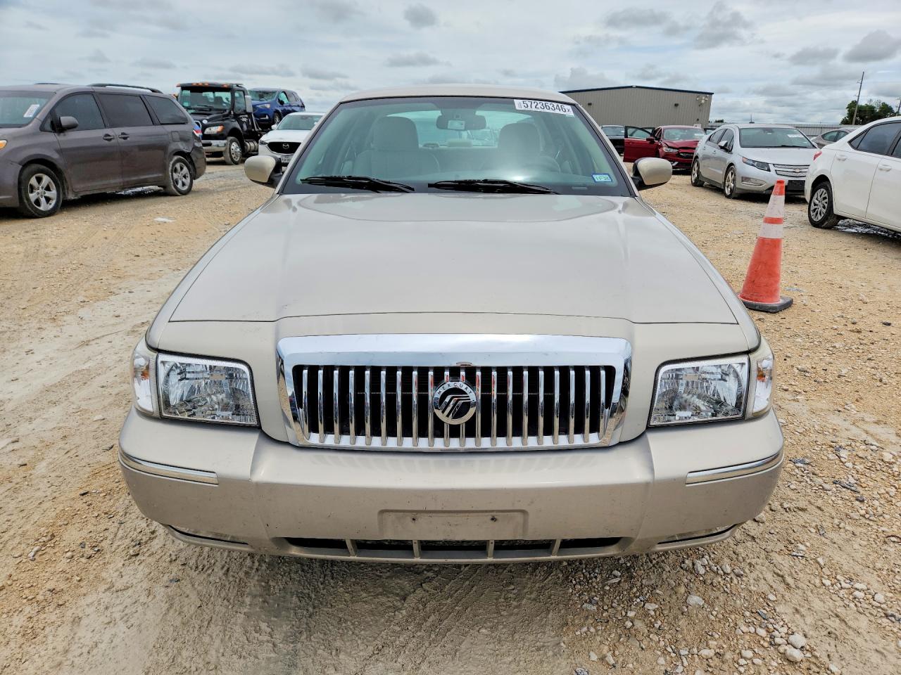 2008 Mercury Grand Marquis Ls Beige vin: 2MEFM75VX8X628994