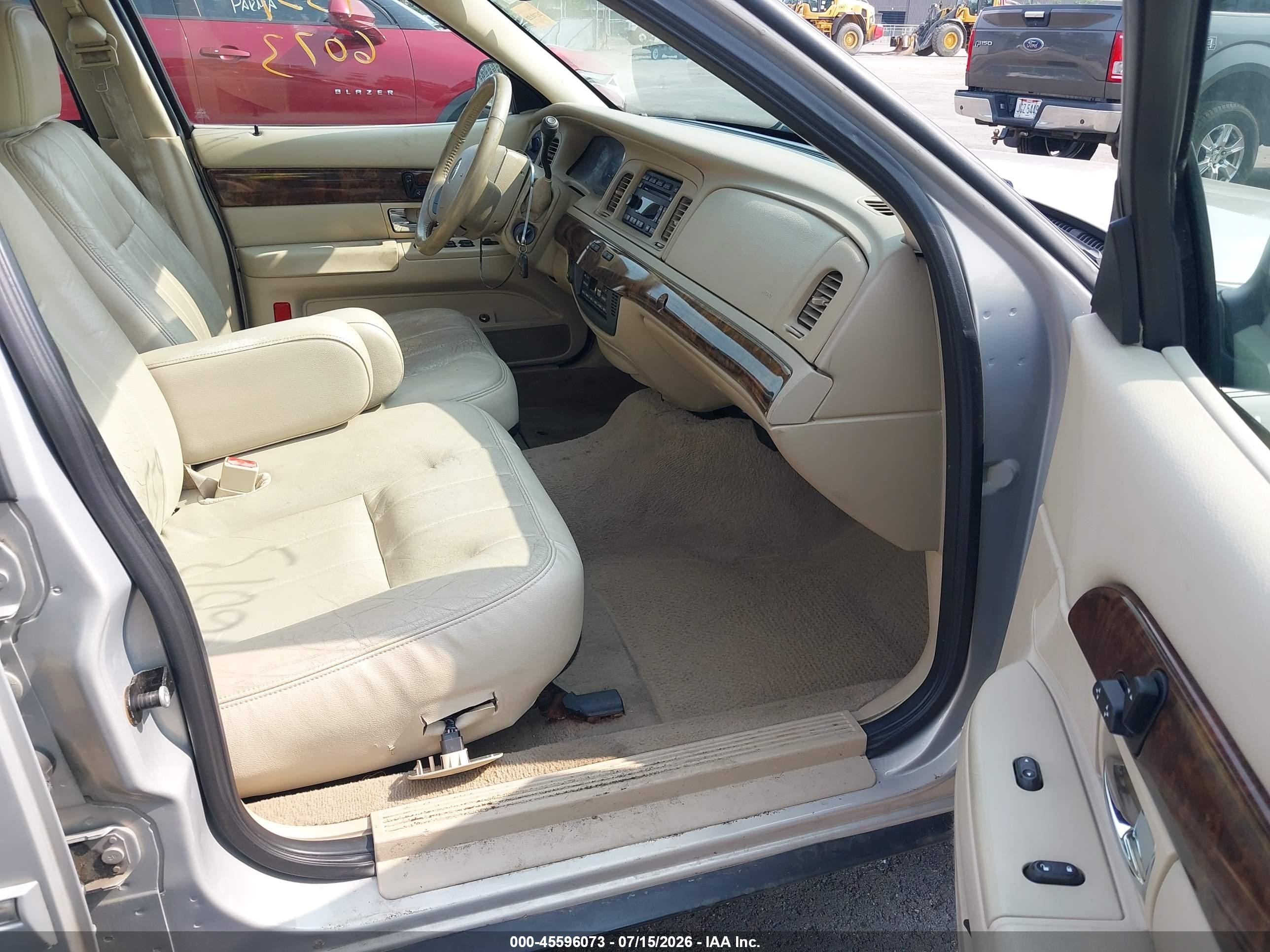 2008 Mercury Grand Marquis Ls Gray vin: 2MEFM75VX8X662563