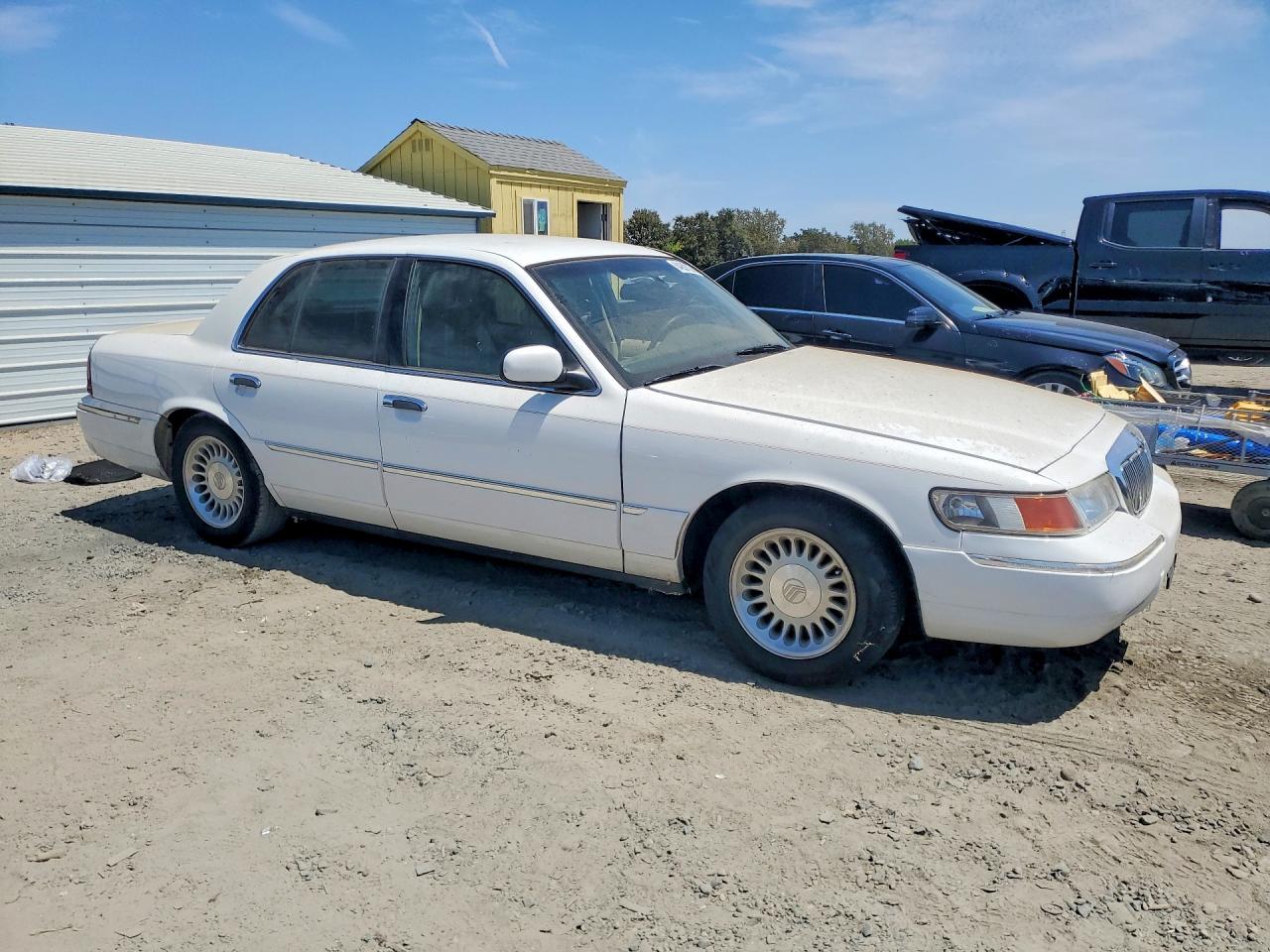 2001 Mercury Grand Marquis Ls White vin: 2MEFM75W01X667723