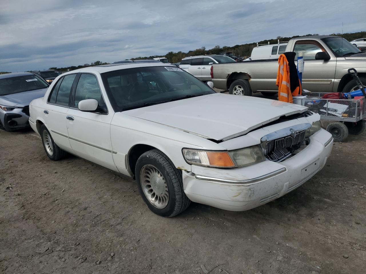 2001 Mercury Grand Marquis Ls White vin: 2MEFM75W01X705256