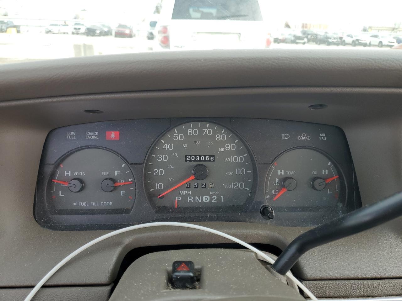 2001 Mercury Grand Marquis Ls White vin: 2MEFM75W01X705256