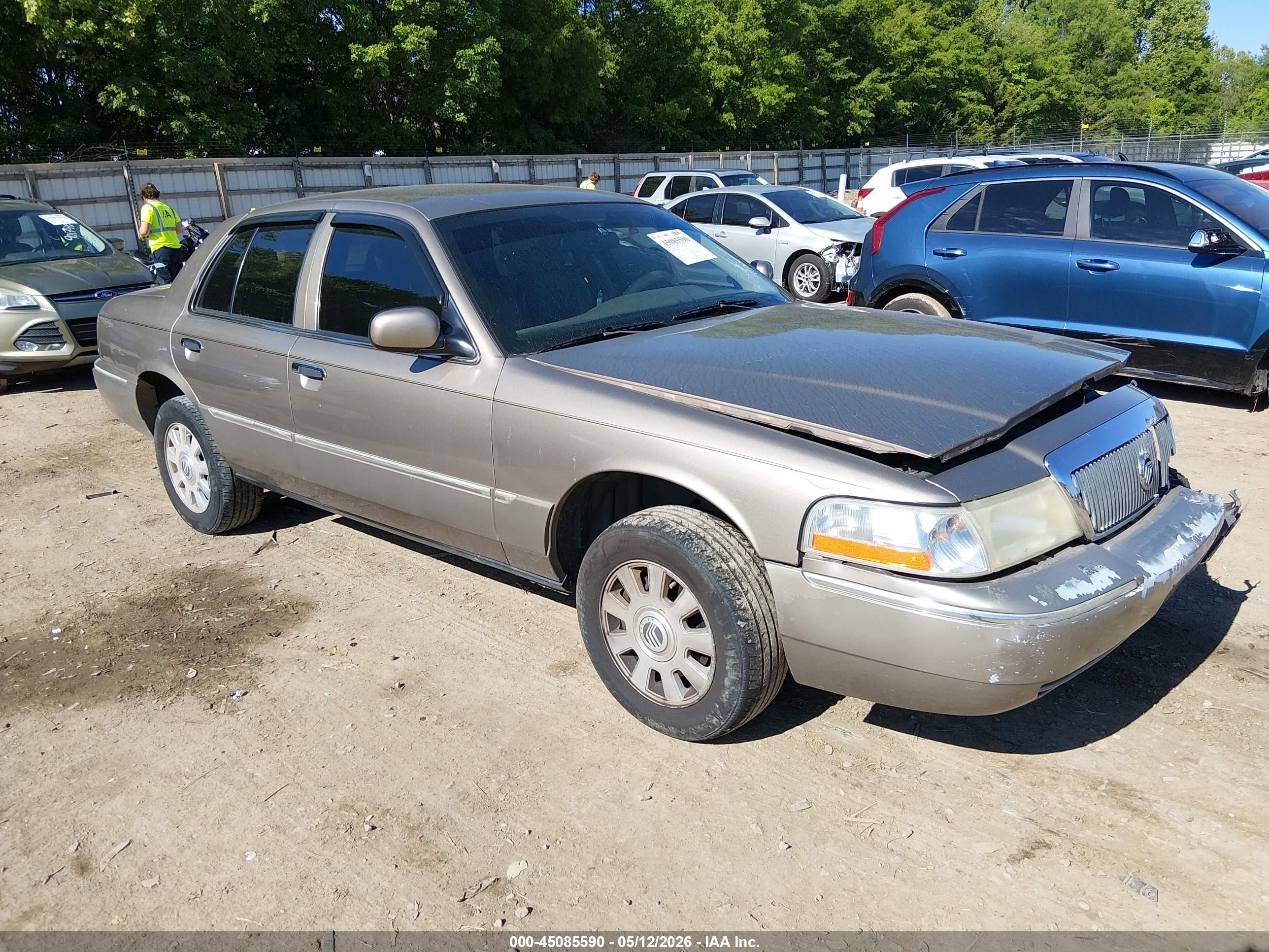 2003 Mercury Grand Marquis Ls Champagne vin: 2MEFM75W03X675498