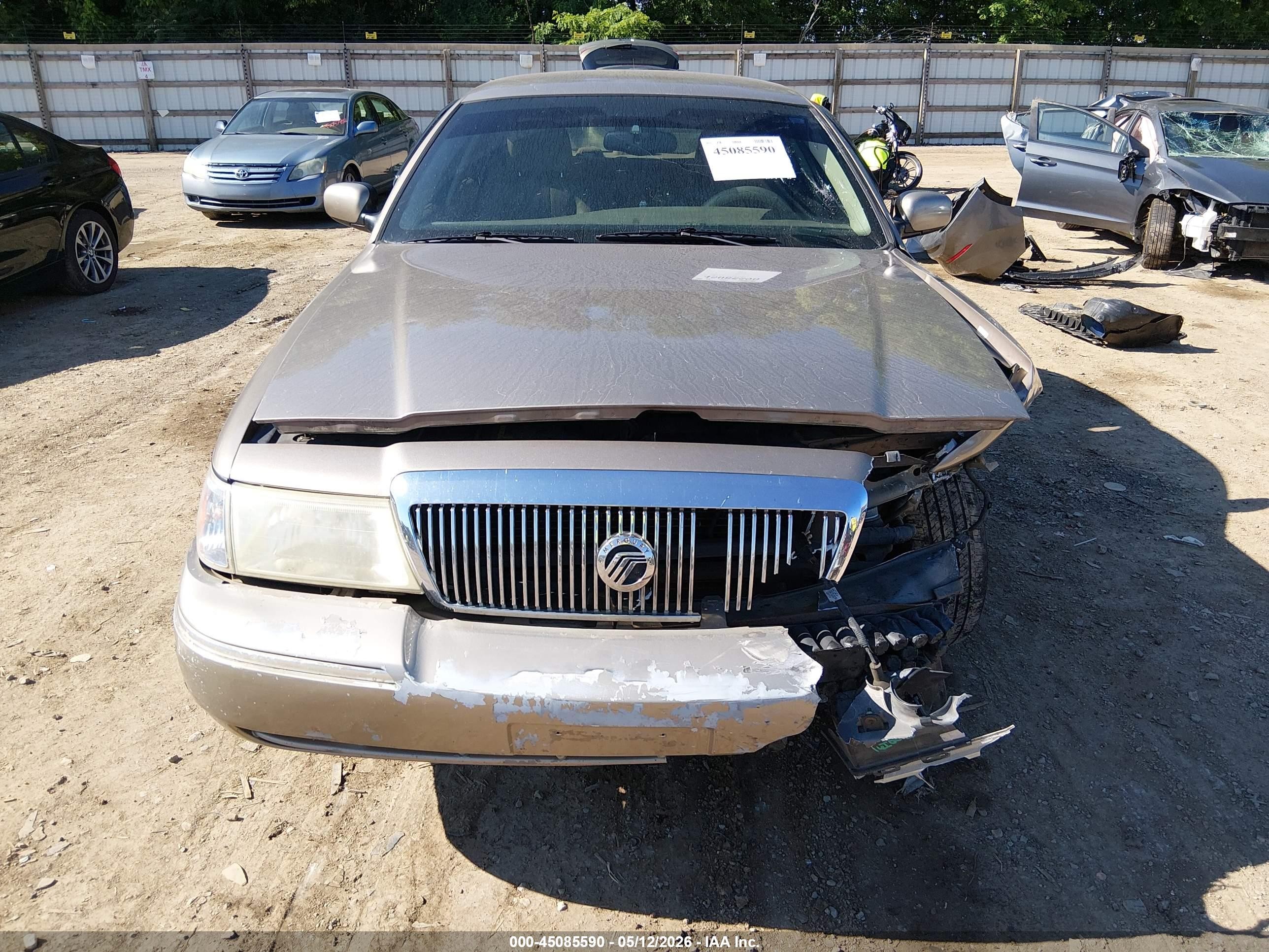 2003 Mercury Grand Marquis Ls Champagne vin: 2MEFM75W03X675498