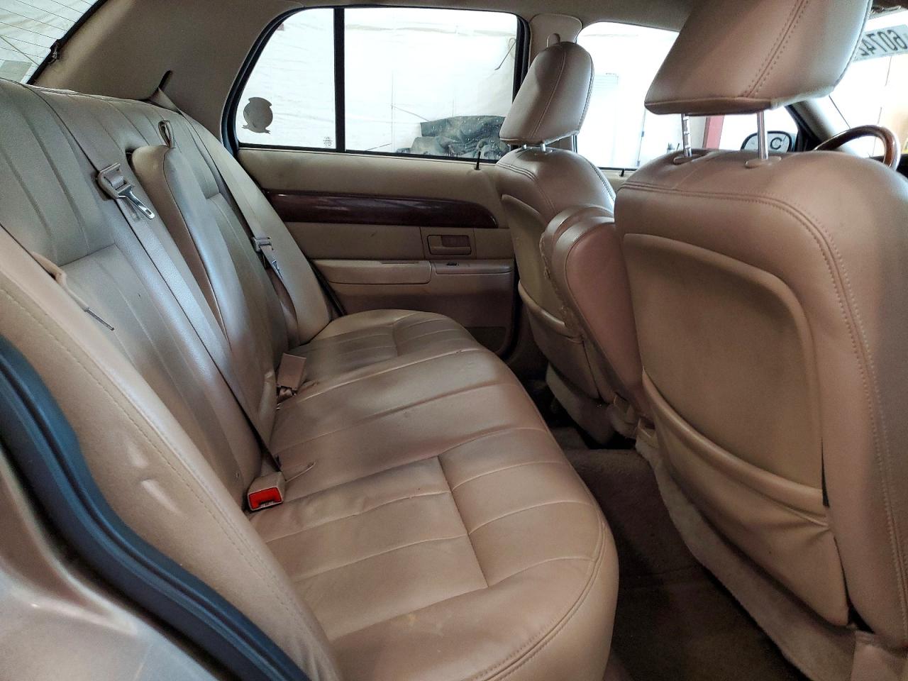 2004 Mercury Grand Marquis Ls Tan vin: 2MEFM75W04X617067