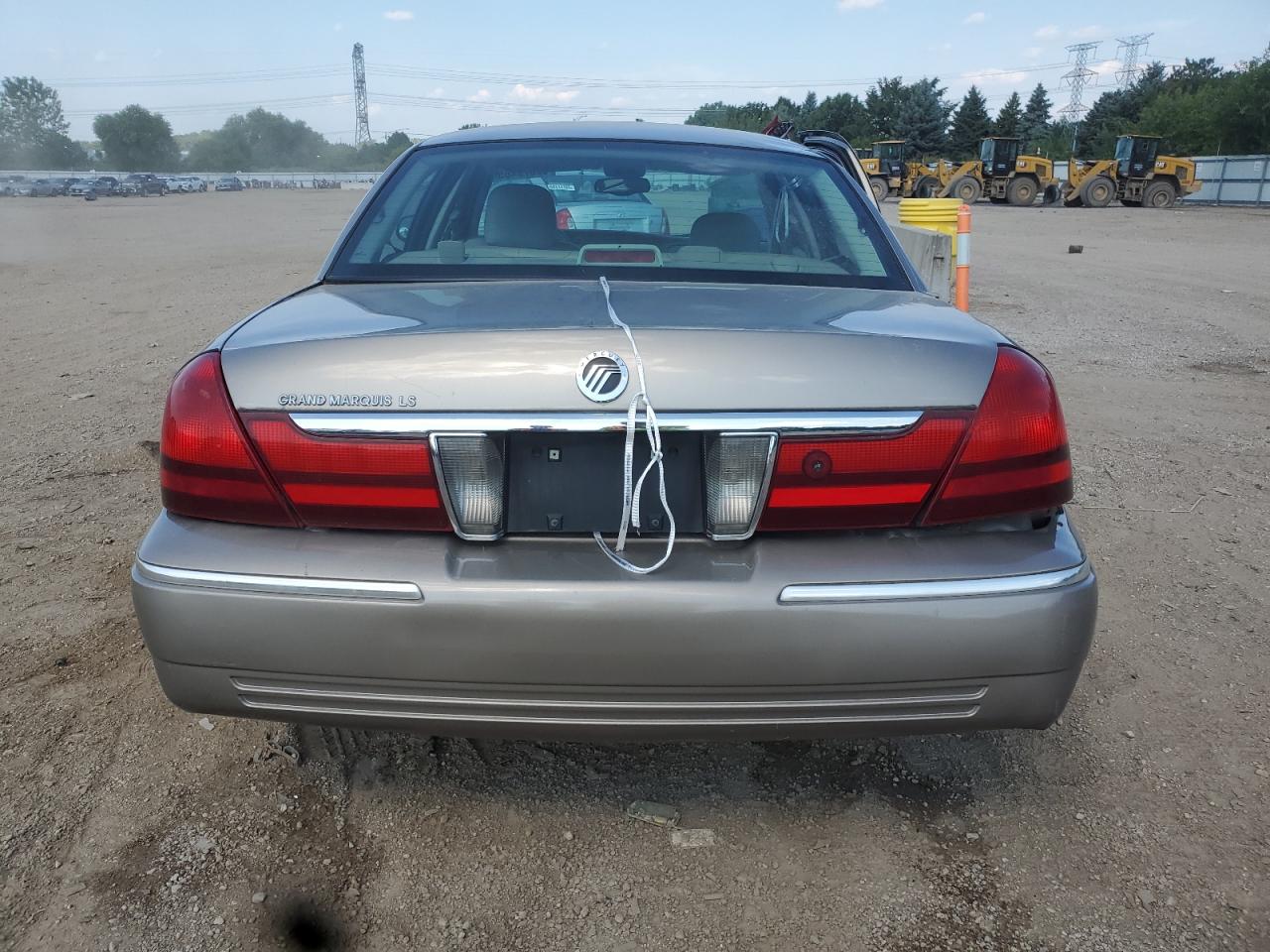 2004 Mercury Grand Marquis Ls Gray vin: 2MEFM75W04X686387