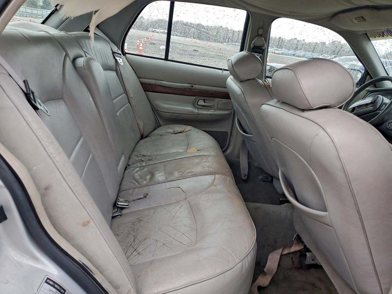 1998 Mercury Grand Marquis Ls Silver vin: 2MEFM75W0WX600806