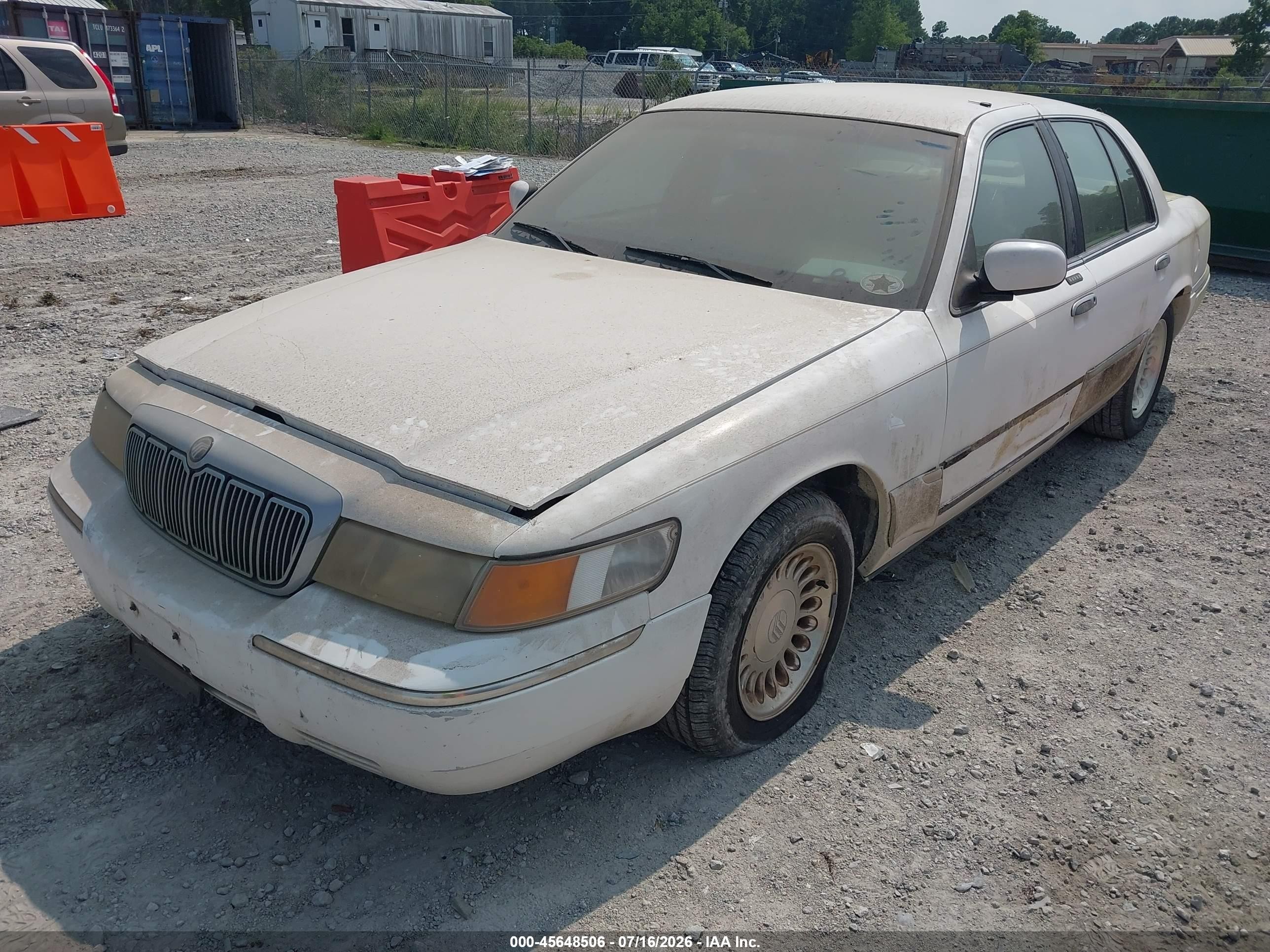 1998 Mercury Grand Marquis   White vin: 2MEFM75W0WX601003