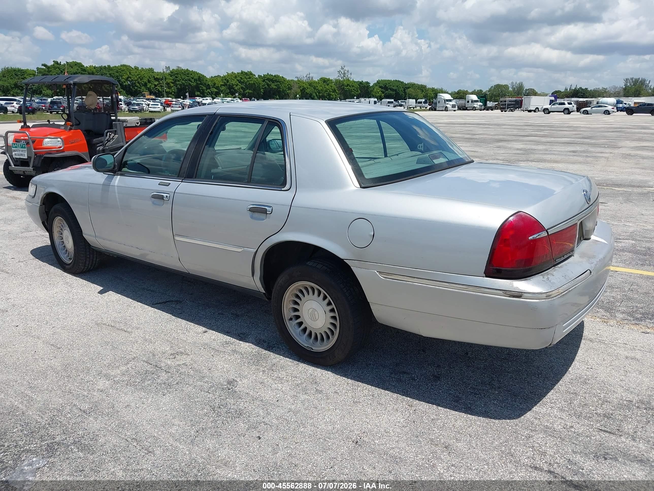 1998 Mercury Grand Marquis   Silver vin: 2MEFM75W0WX663307