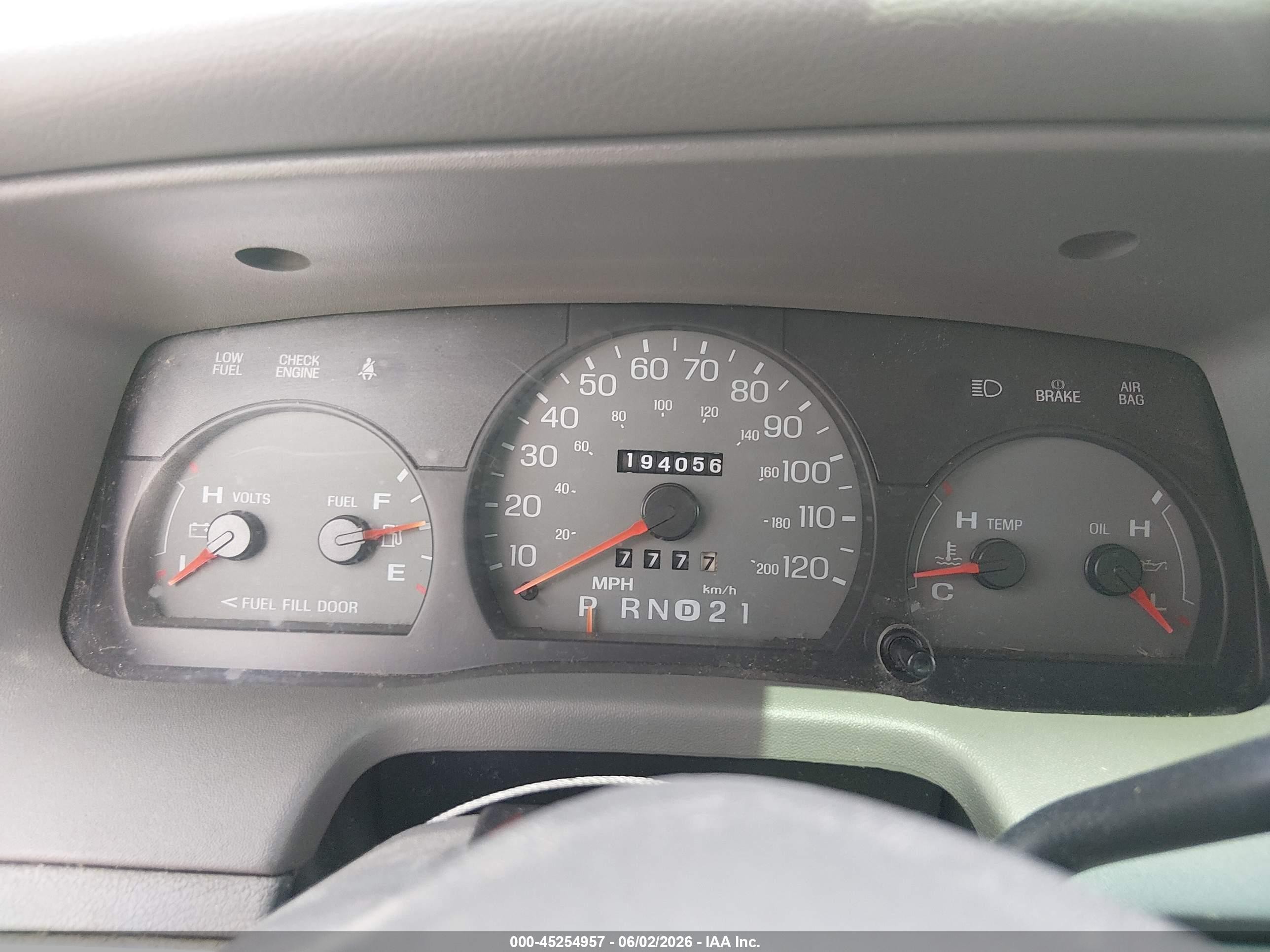 1999 Mercury Grand Marquis Ls Light Blue vin: 2MEFM75W0XX643320