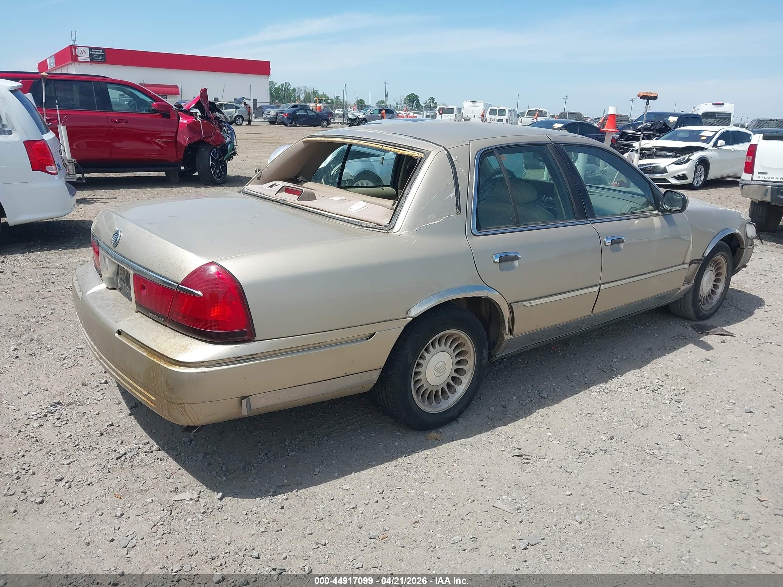 2000 Mercury Grand Marquis Ls Gold vin: 2MEFM75W0YX654920
