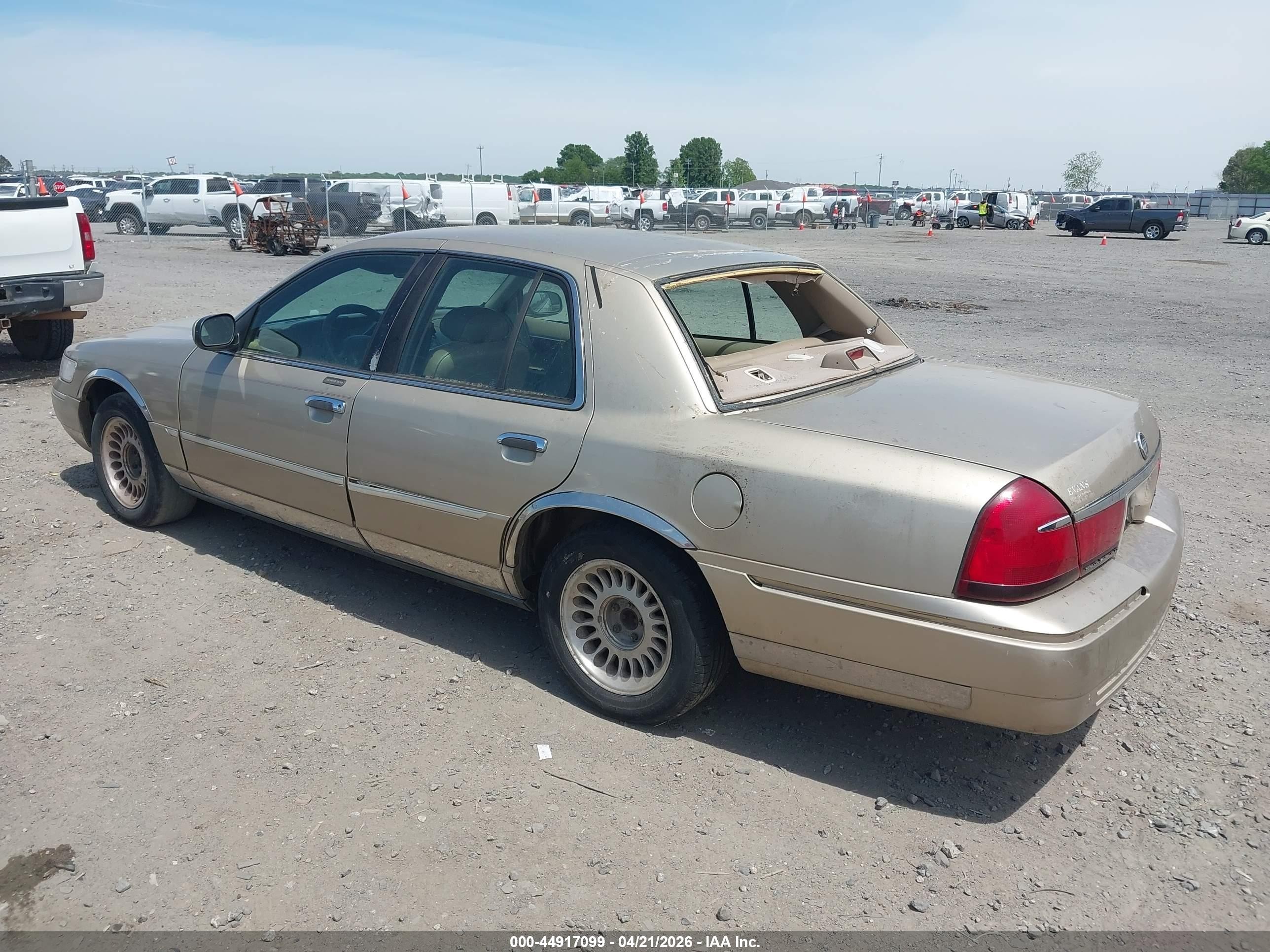 2000 Mercury Grand Marquis Ls Gold vin: 2MEFM75W0YX654920