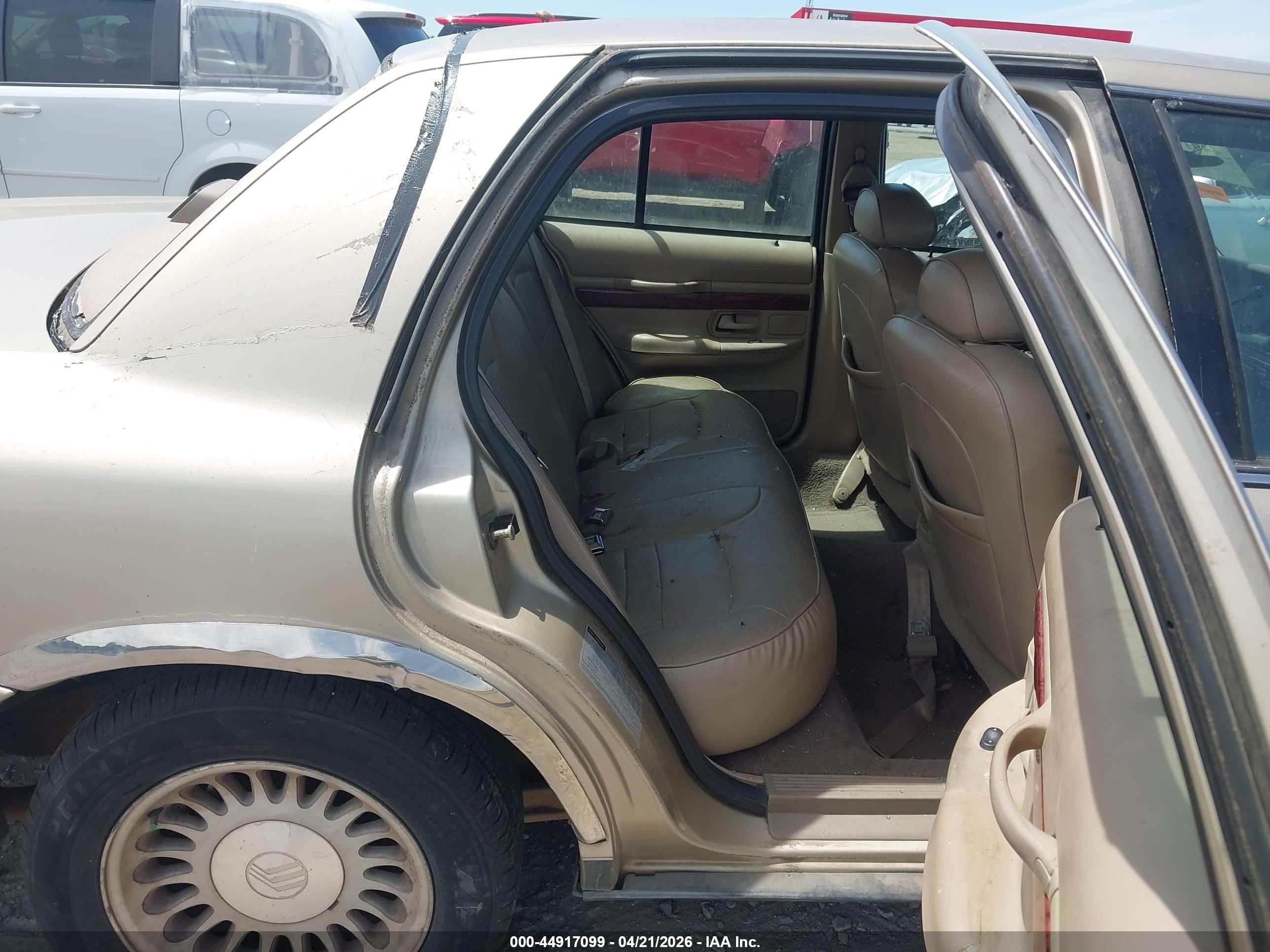 2000 Mercury Grand Marquis Ls Gold vin: 2MEFM75W0YX654920