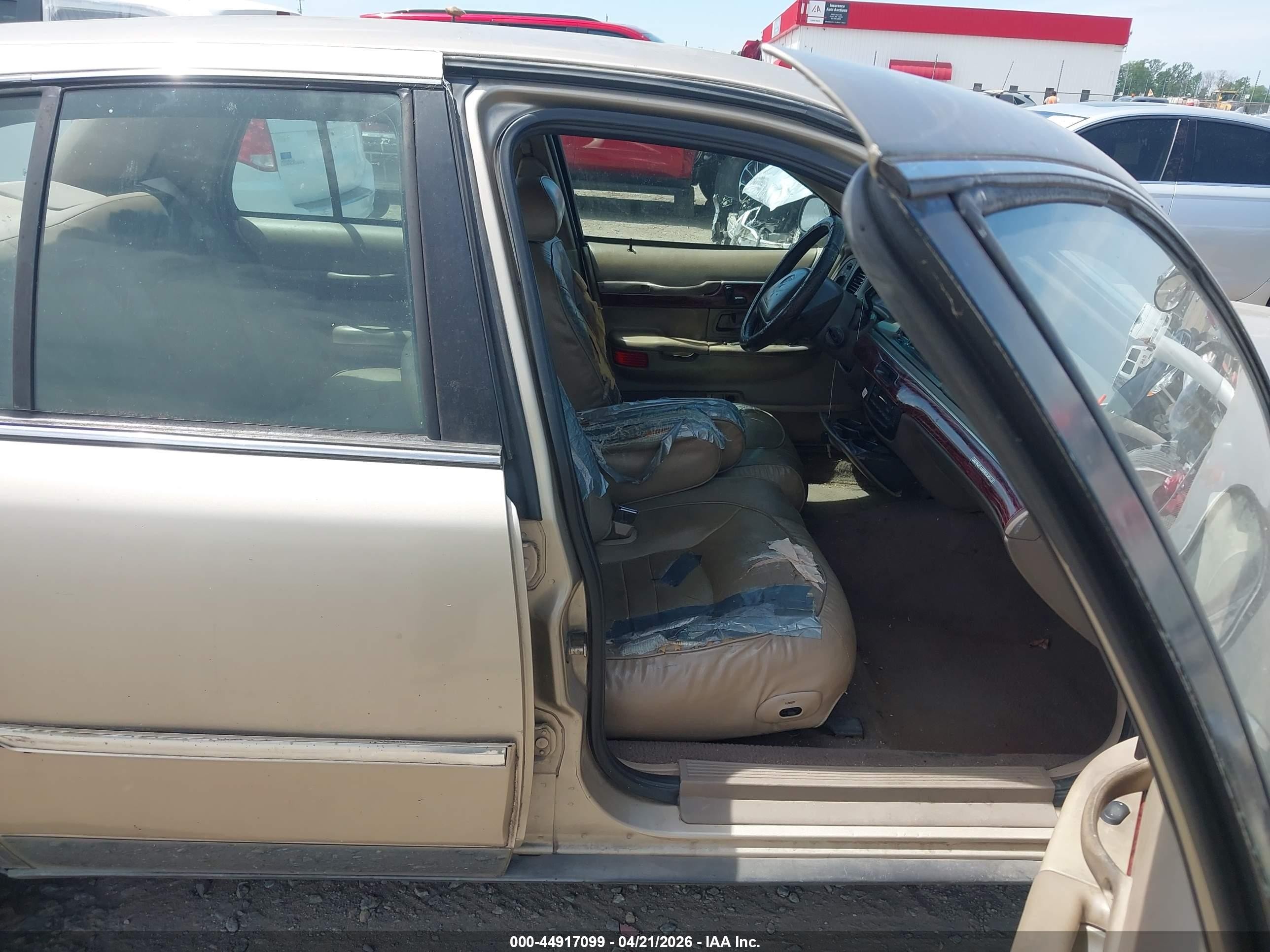 2000 Mercury Grand Marquis Ls Gold vin: 2MEFM75W0YX654920