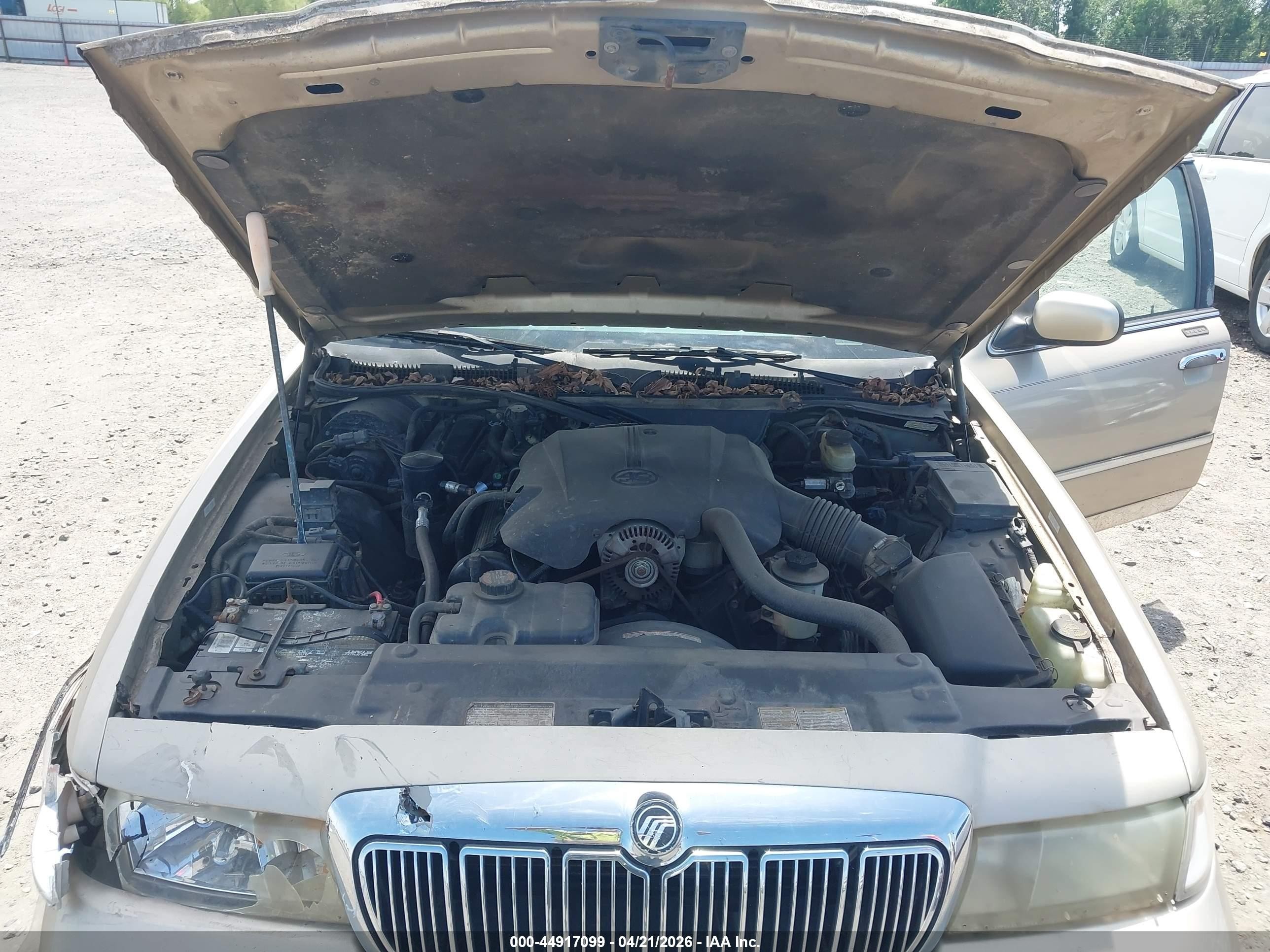 2000 Mercury Grand Marquis Ls Gold vin: 2MEFM75W0YX654920