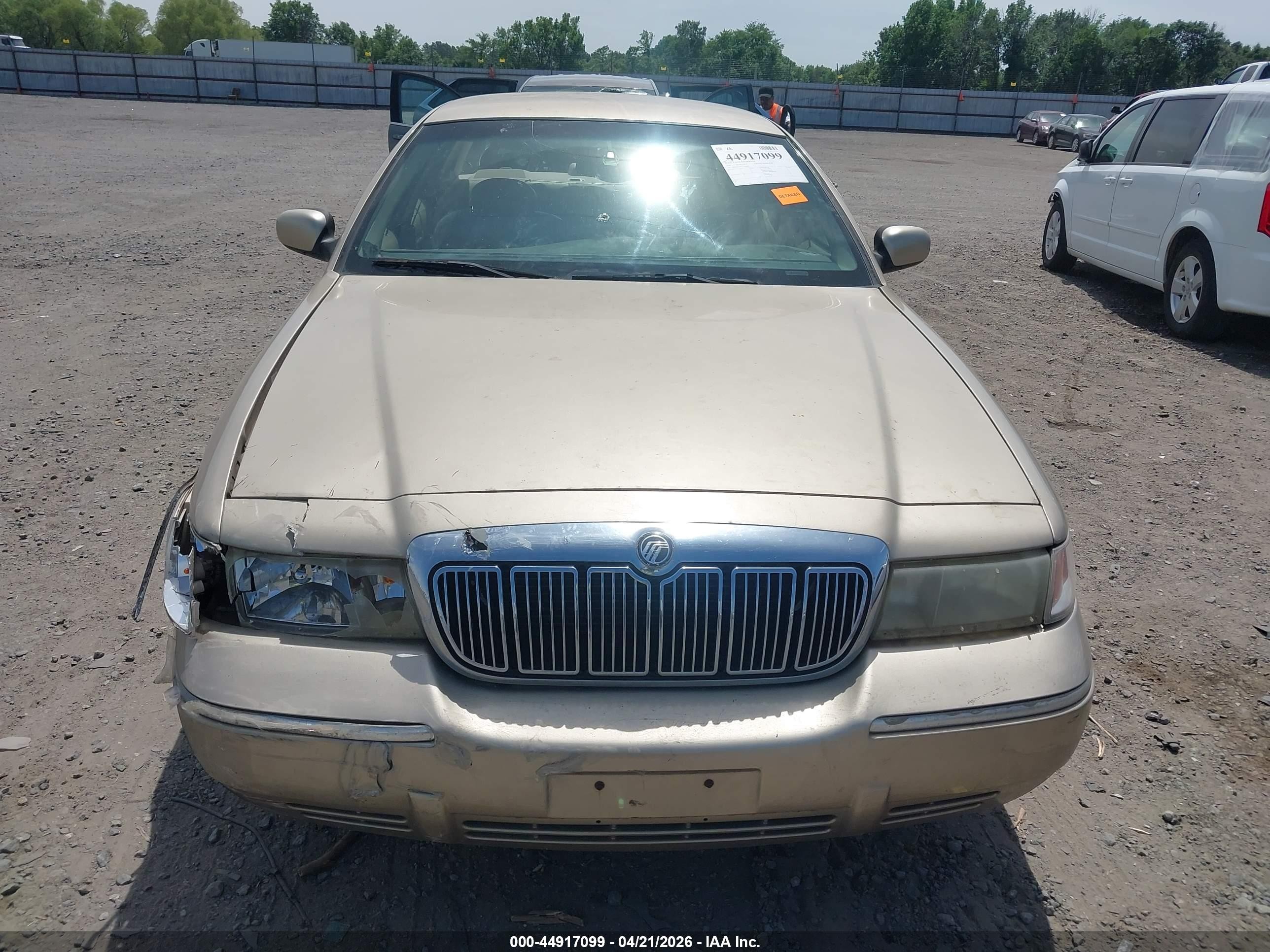 2000 Mercury Grand Marquis Ls Gold vin: 2MEFM75W0YX654920