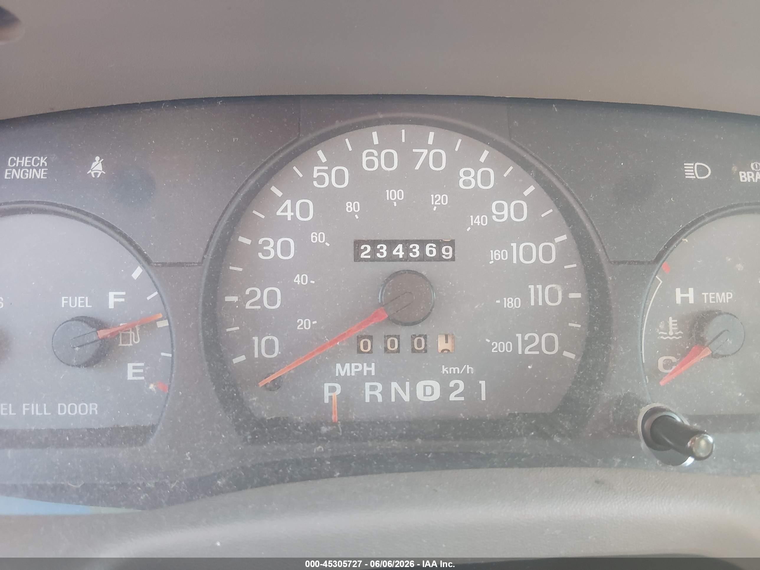 2001 Mercury Grand Marquis Ls Red vin: 2MEFM75W11X643060
