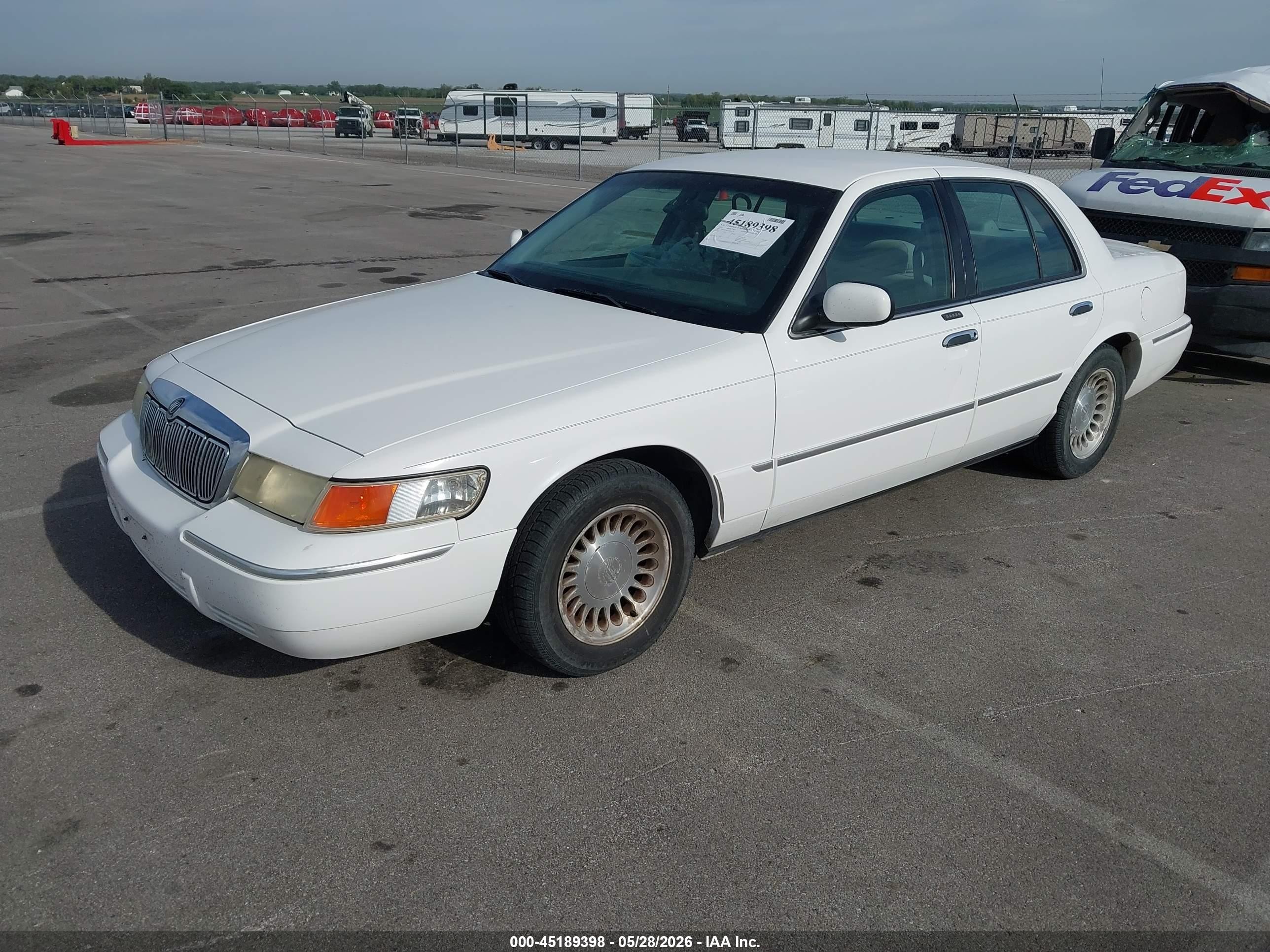 2001 Mercury Grand Marquis Ls Белый vin: 2MEFM75W11X654771