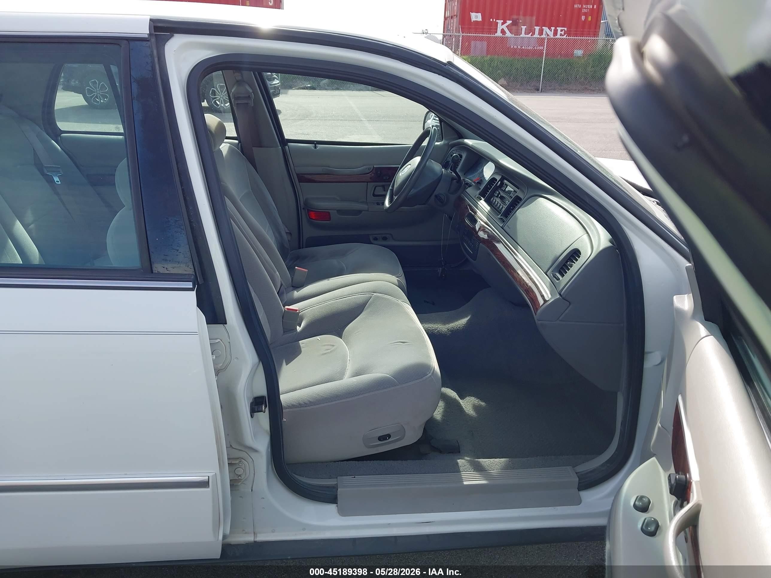 2001 Mercury Grand Marquis Ls Белый vin: 2MEFM75W11X654771