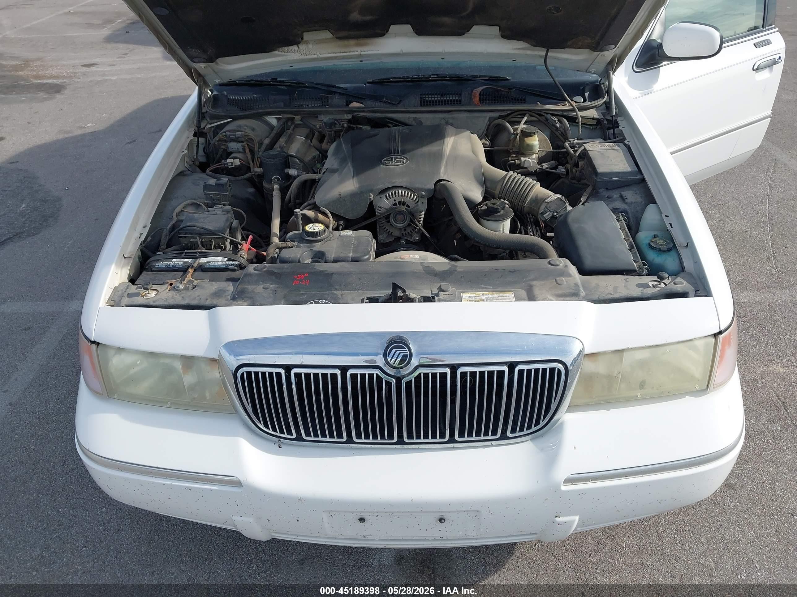 2001 Mercury Grand Marquis Ls Белый vin: 2MEFM75W11X654771