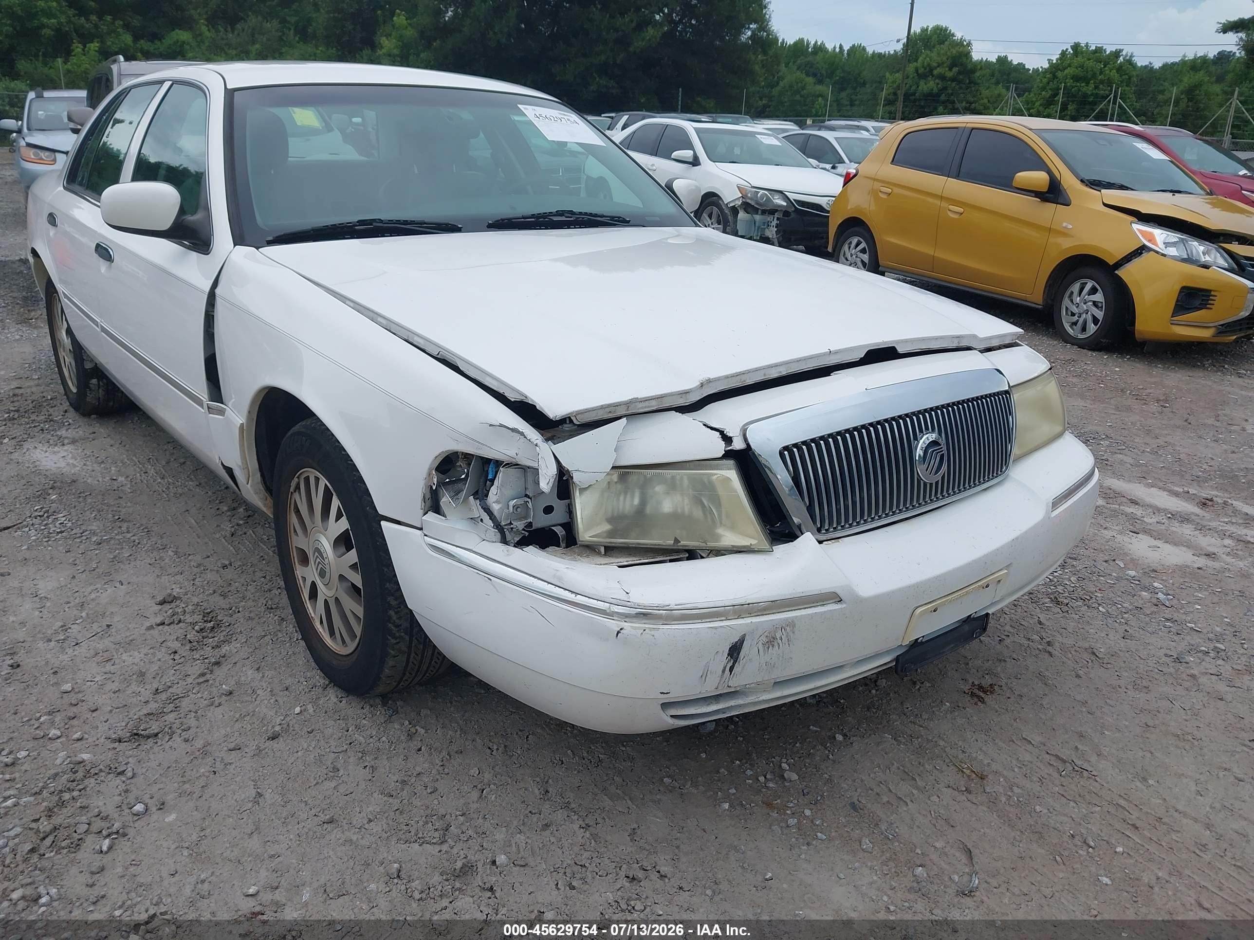 2004 Mercury Grand Marquis Ls White vin: 2MEFM75W14X612315