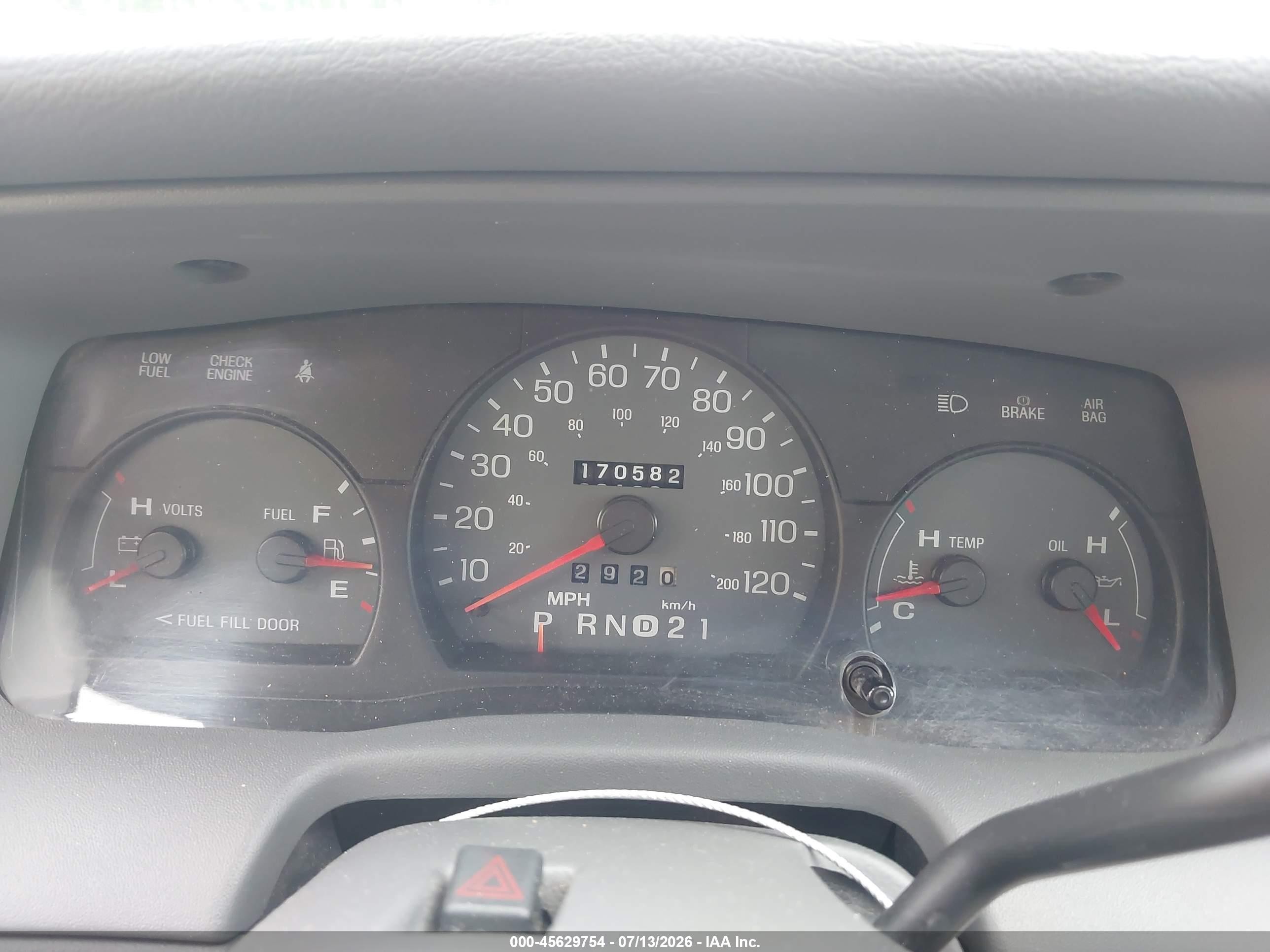 2004 Mercury Grand Marquis Ls White vin: 2MEFM75W14X612315