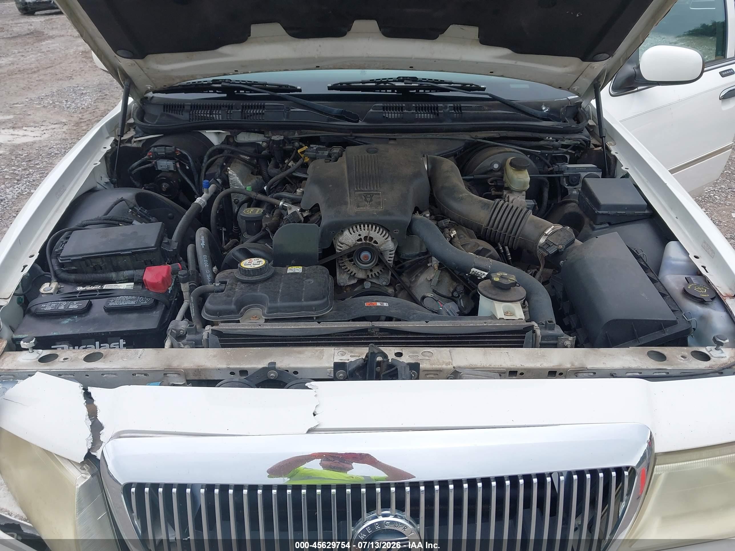2004 Mercury Grand Marquis Ls White vin: 2MEFM75W14X612315