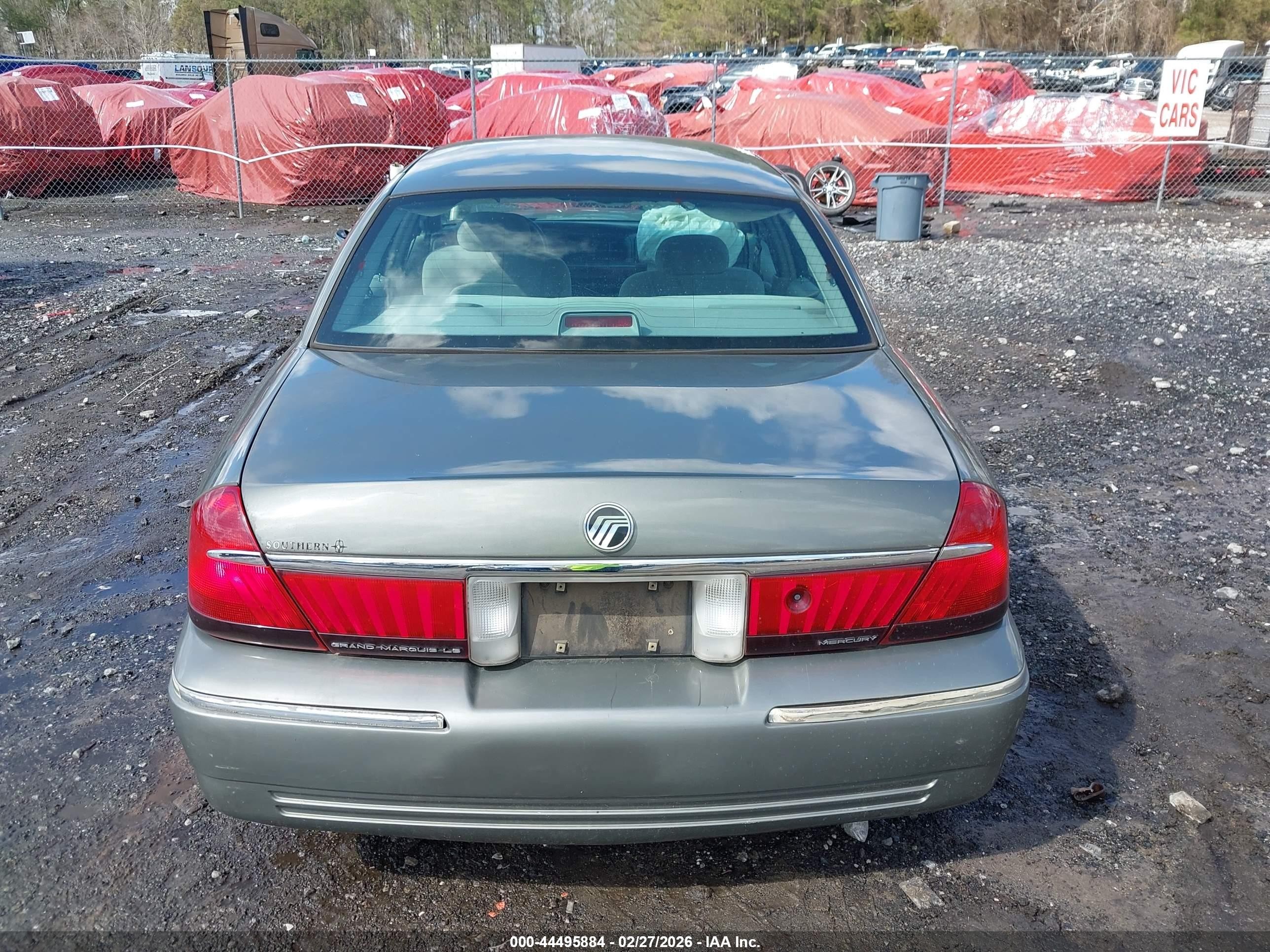 1998 Mercury Grand Marquis   Gray vin: 2MEFM75W1WX637007